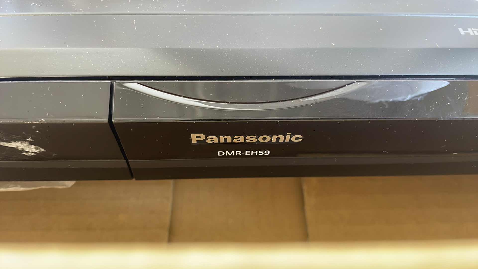 Photo 1 of PANASONIC DVD RECORDER DMR-EH59