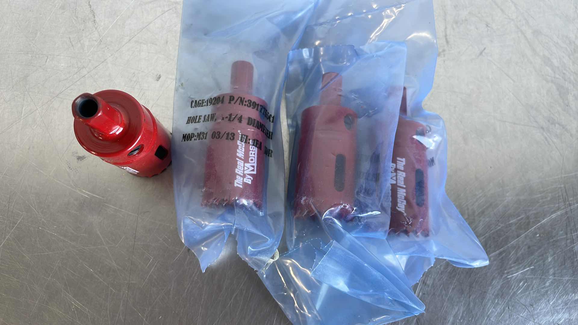 Photo 1 of MORSE TAC20 HOLE SAW, BI-METAL, SAW DIA 1-1/4" 4XJ45 (R) (4)