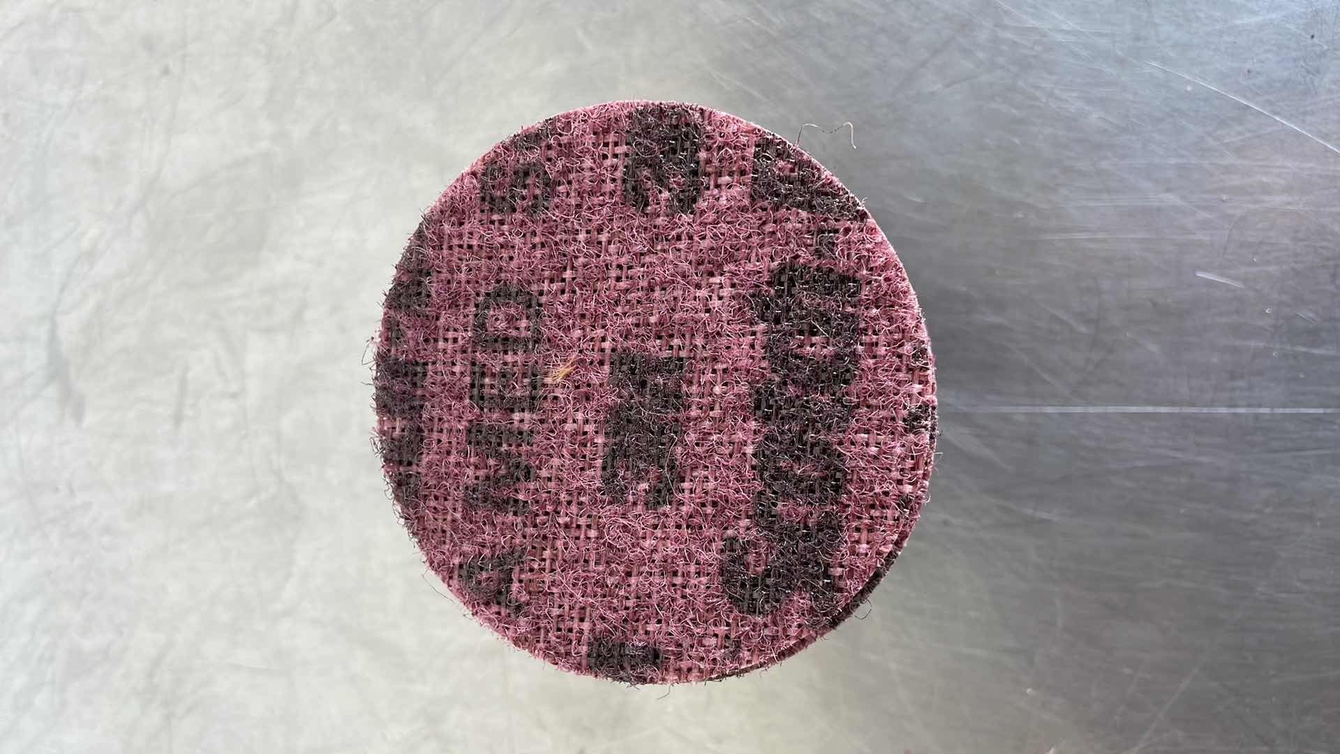 Photo 1 of 3” 3M HOOK AND LOOP SANDING DISCS (10)