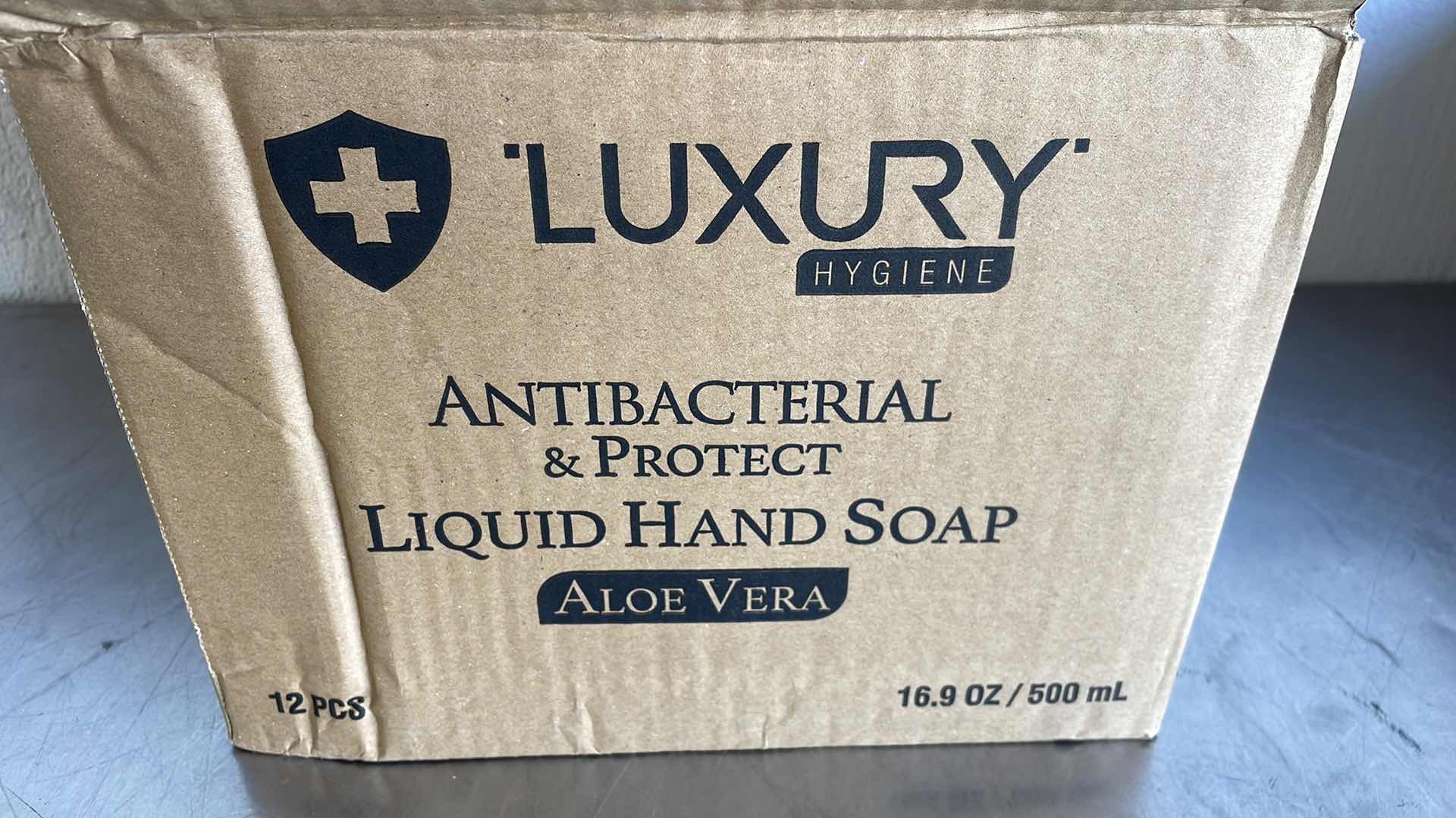 Photo 1 of LUXURY ANTIBACTERIAL LIQUID HAND SOAP ALOE VERA 12-16.9FL OZ