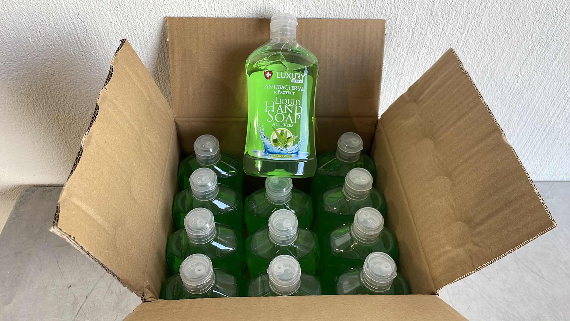 Photo 1 of LUXURY ANTIBACTERIAL LIQUID HAND SOAP ALOE VERA 12-16.9FL OZ