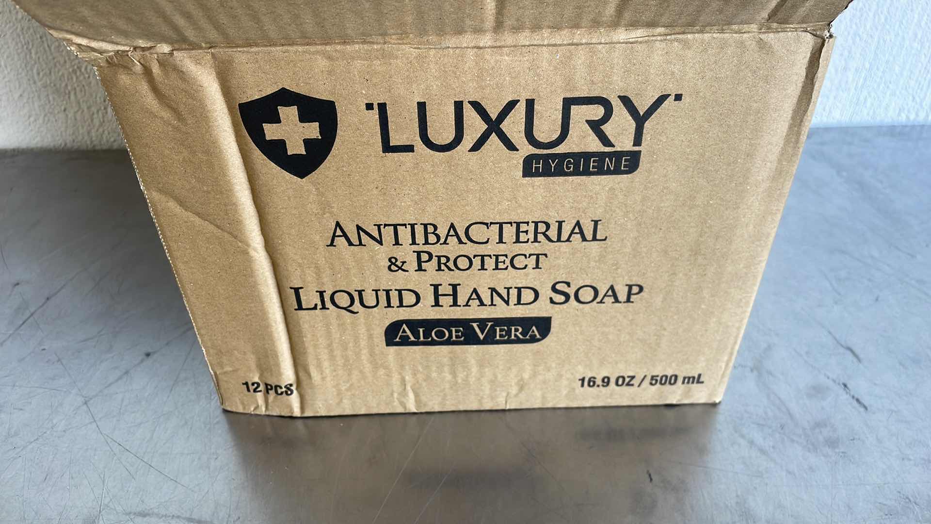 Photo 1 of LUXURY ANTIBACTERIAL LIQUID HAND SOAP ALOE VERA 12-16.9FL OZ