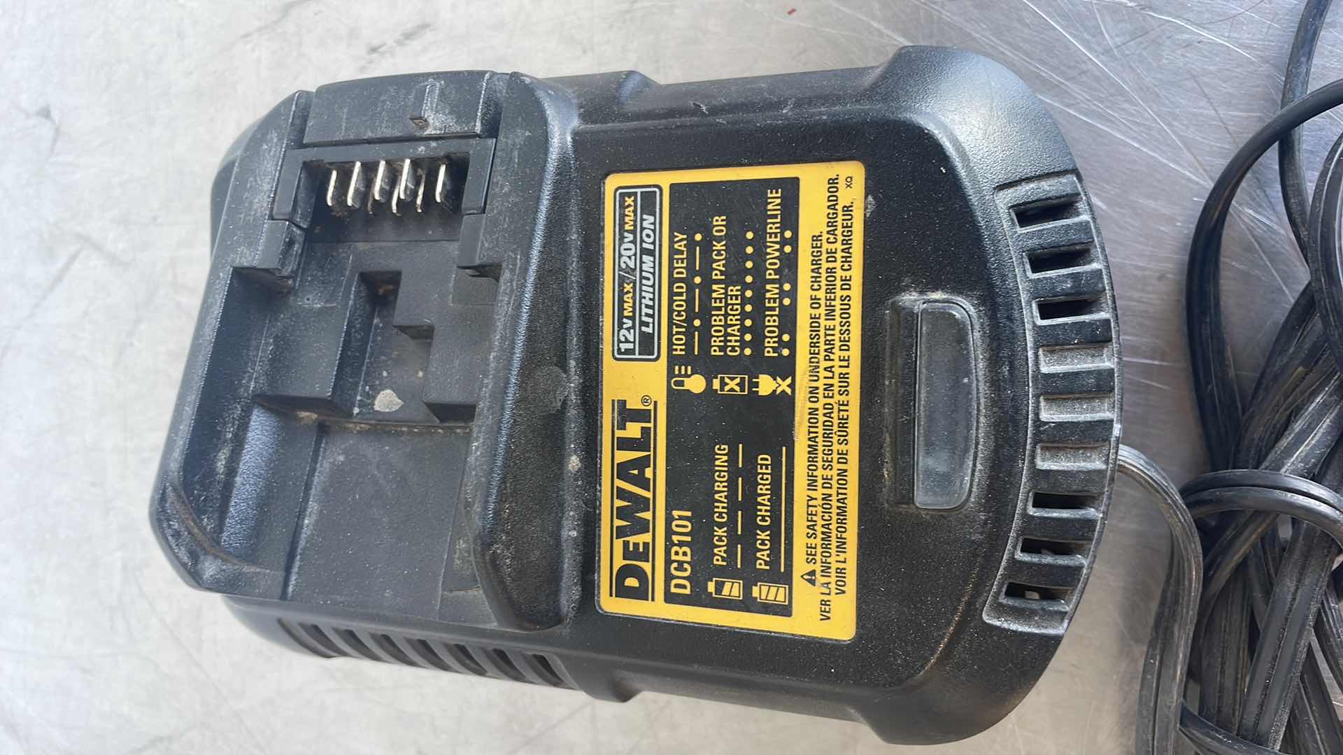 Photo 1 of DEWALT DCB101 12v & 20v MAX LITHIUM ION CHARGER