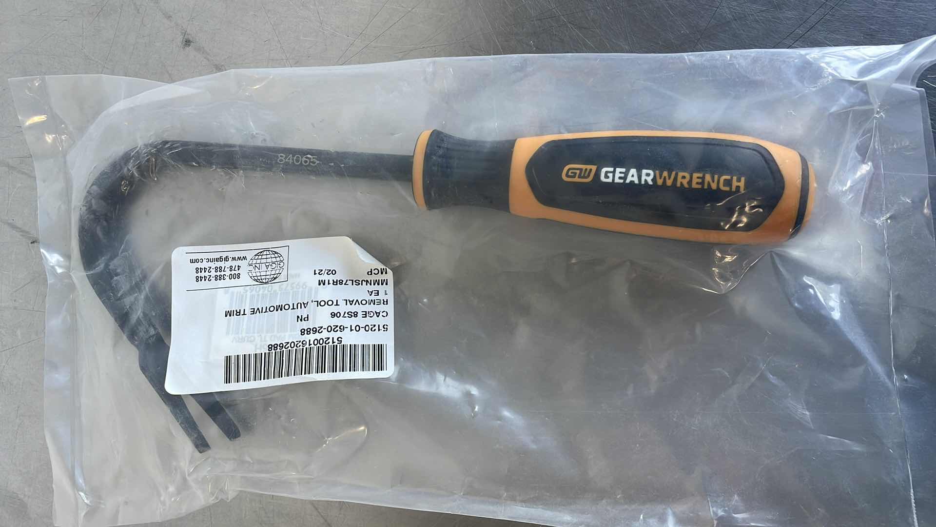 Photo 1 of GEAR WRENCH AUTOMOTIVE TRIM REMOVAL TOOLS (4)