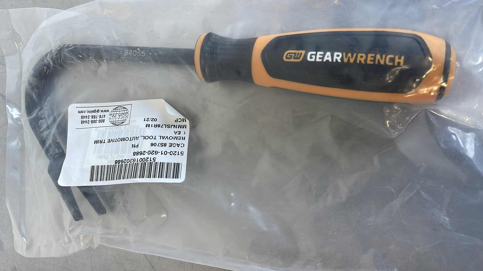 Photo 1 of GEAR WRENCH AUTOMOTIVE TRIM REMOVAL TOOLS (4)