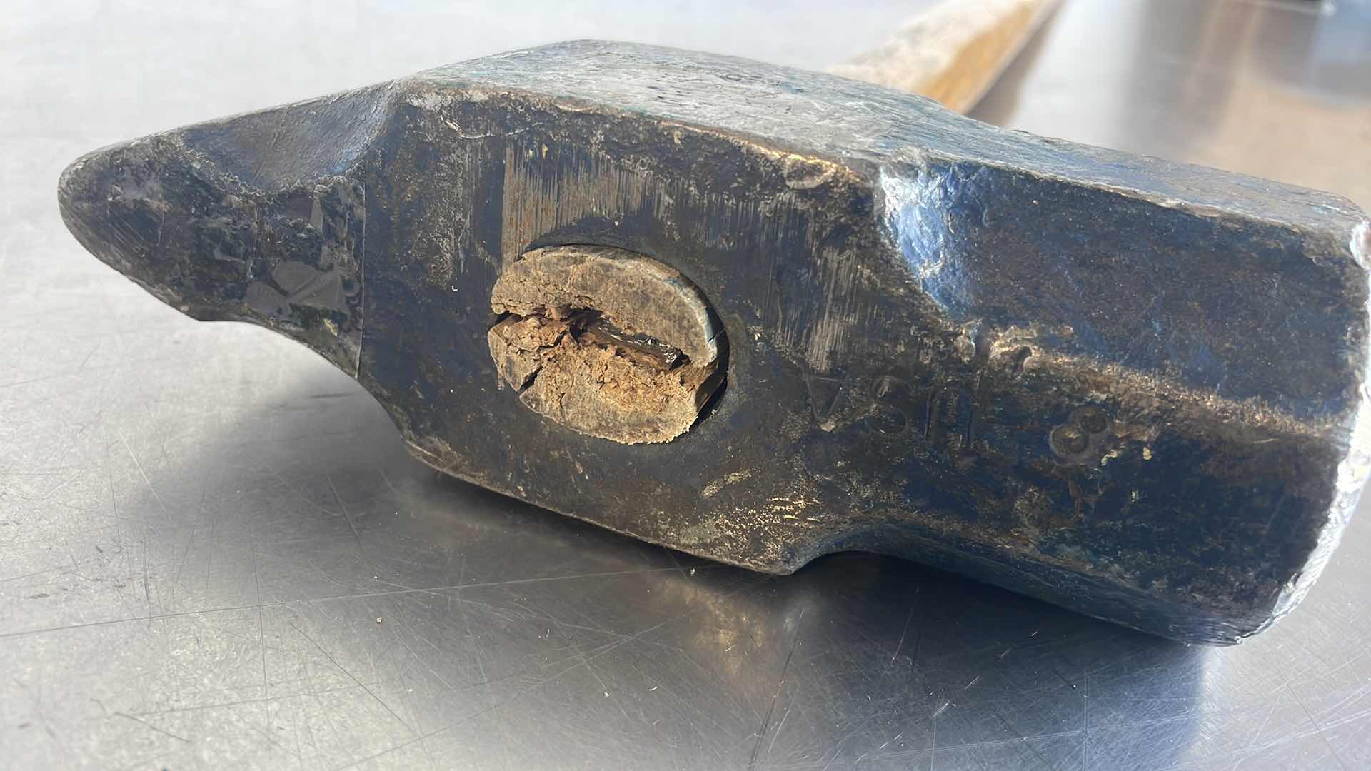 Photo 1 of 8LB SLEDGEHAMMER