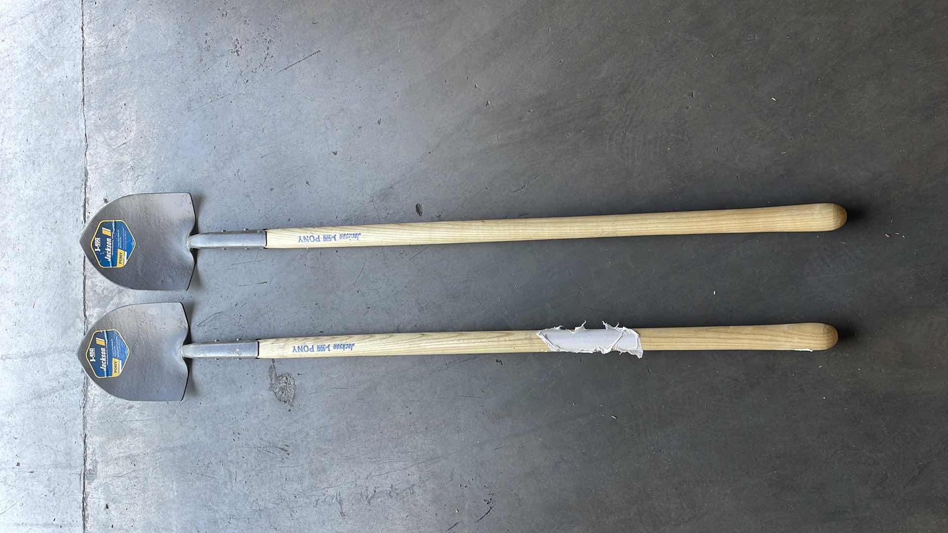 Photo 1 of JACKSON J450 FORGED STEEL BLADE SHOVELS