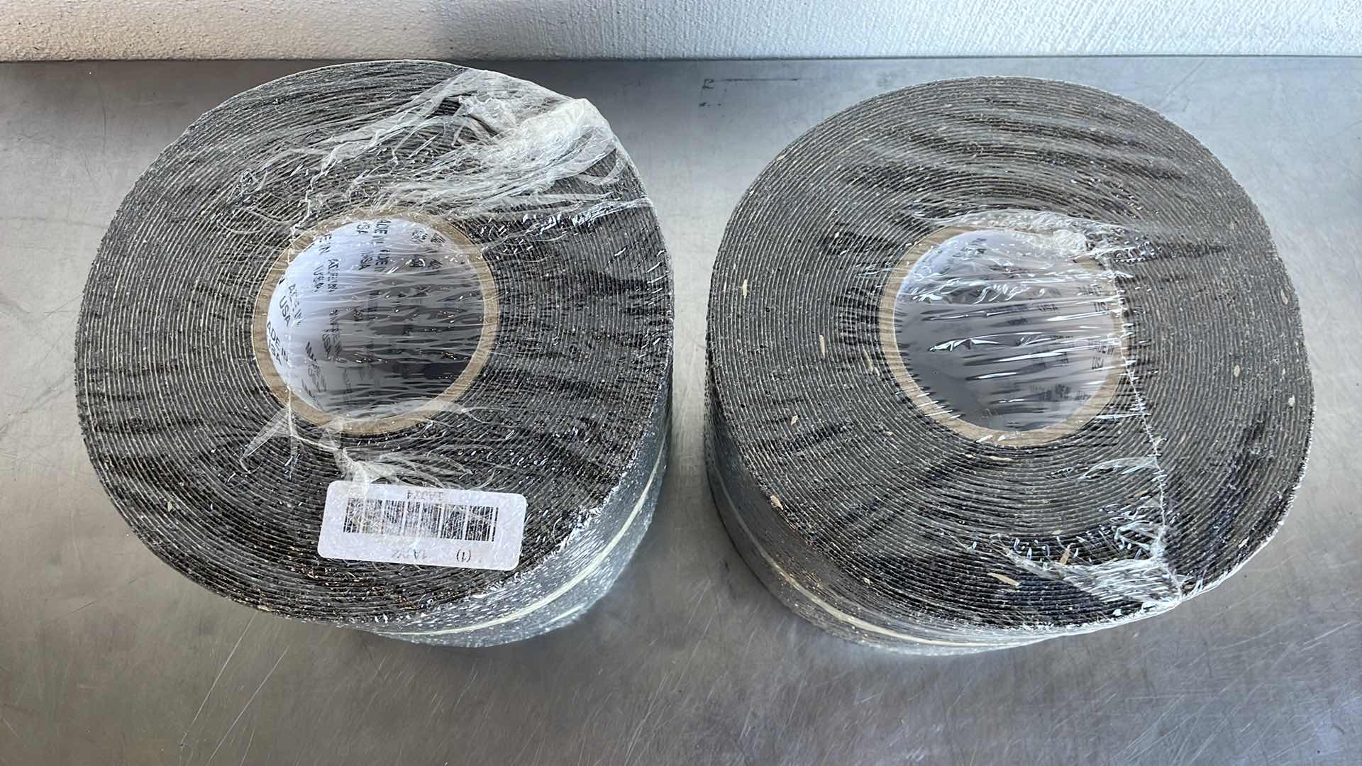 Photo 1 of 6” x 60 ANTI SKID TAPE COURSE ROLL (2)