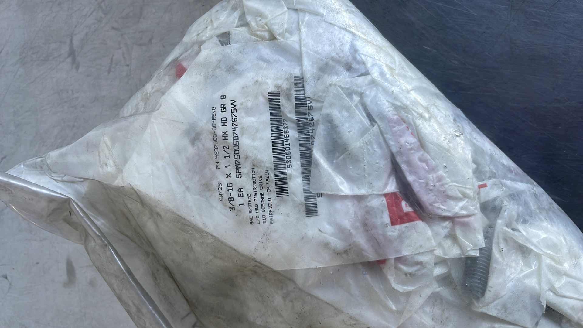 Photo 1 of 3/8"-16 X 1-1/2" GRADE 8 HEX HEAD CAP SCREW BOLT CADMIUM WHITE PLATED (100)