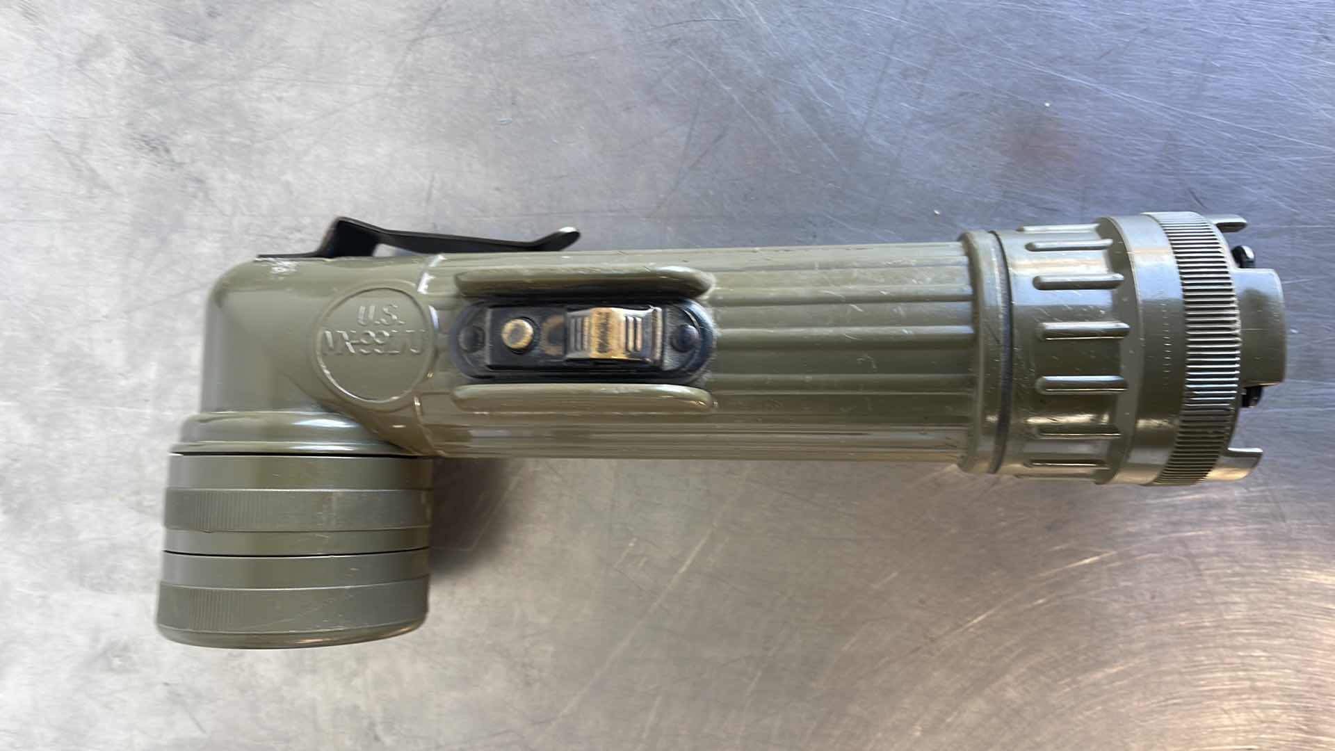 Photo 1 of VINTAGE FULTON (MX-991U) MILITARY FLASHLIGHT, MADE IN THE USA (5)