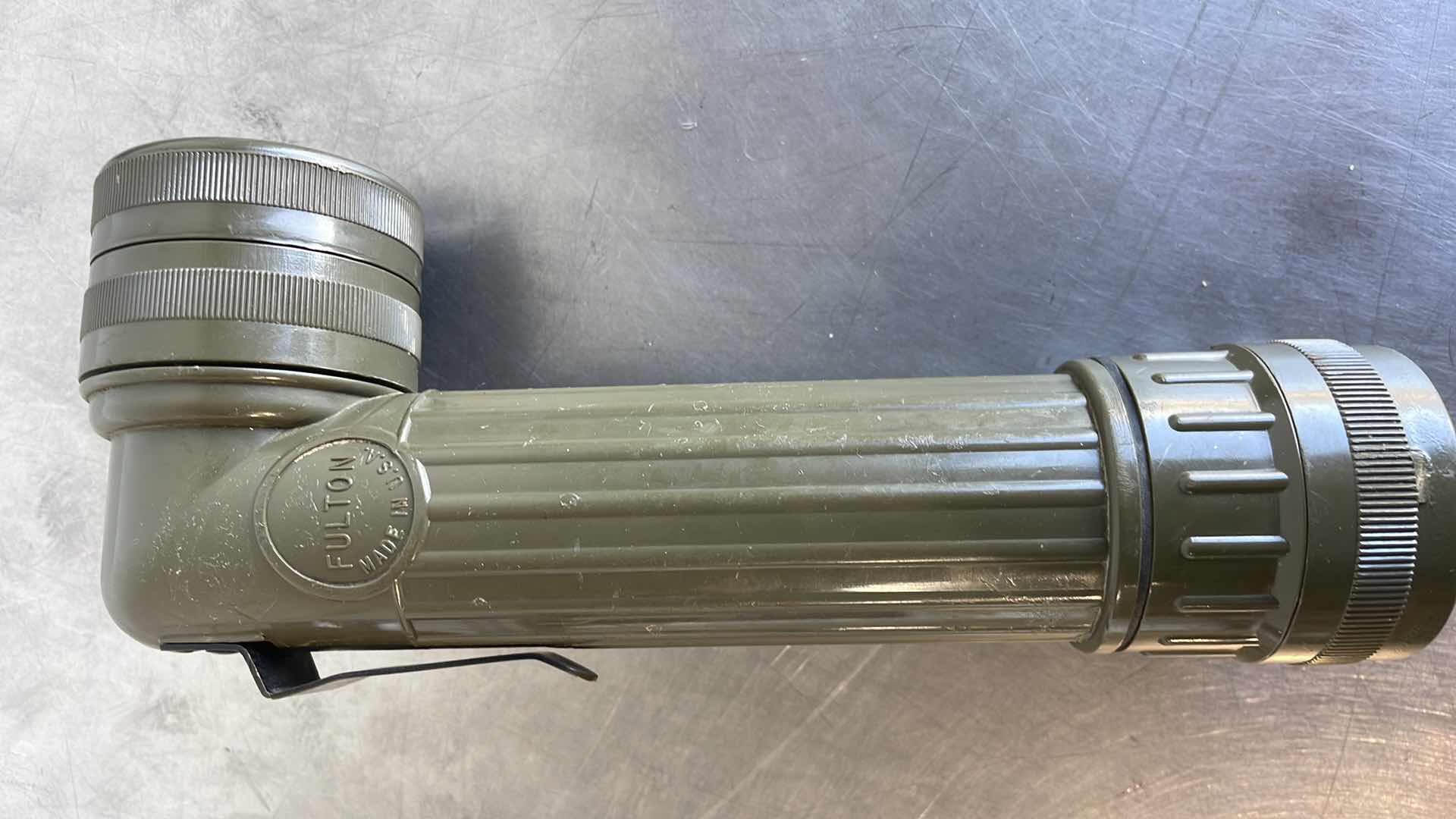 Photo 1 of VINTAGE FULTON (MX-991U) MILITARY FLASHLIGHT, MADE IN THE USA (5)