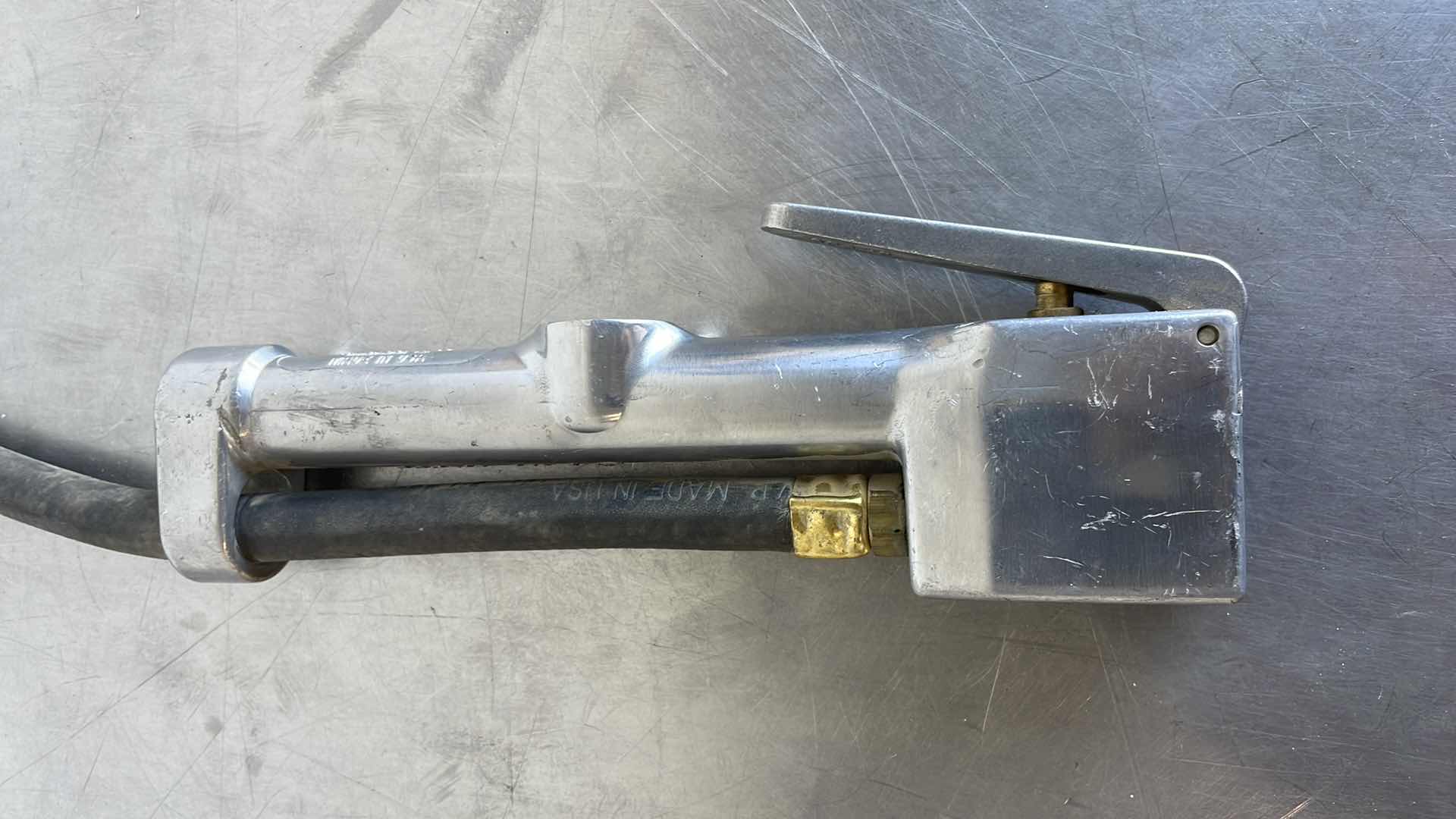 Photo 1 of MILTON TIRE INFLATOR WITH GAUGE