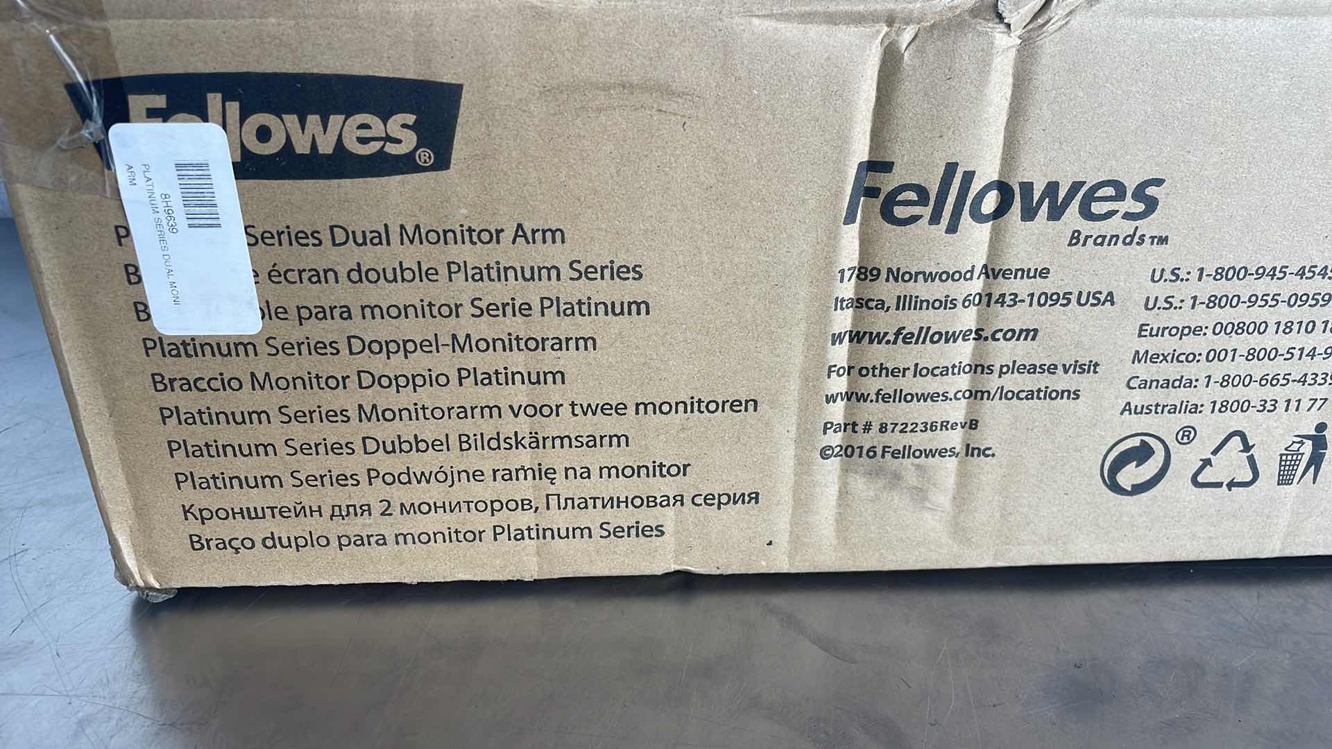 Photo 1 of FELLOWES PLATINUM SERIES DUAL MONITOR ARM 8042501