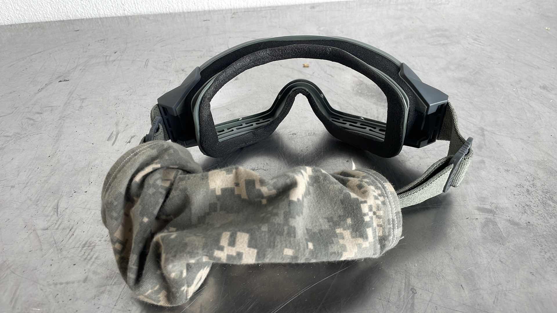 Photo 1 of ESS MILITARY CLEAR GOGGLES