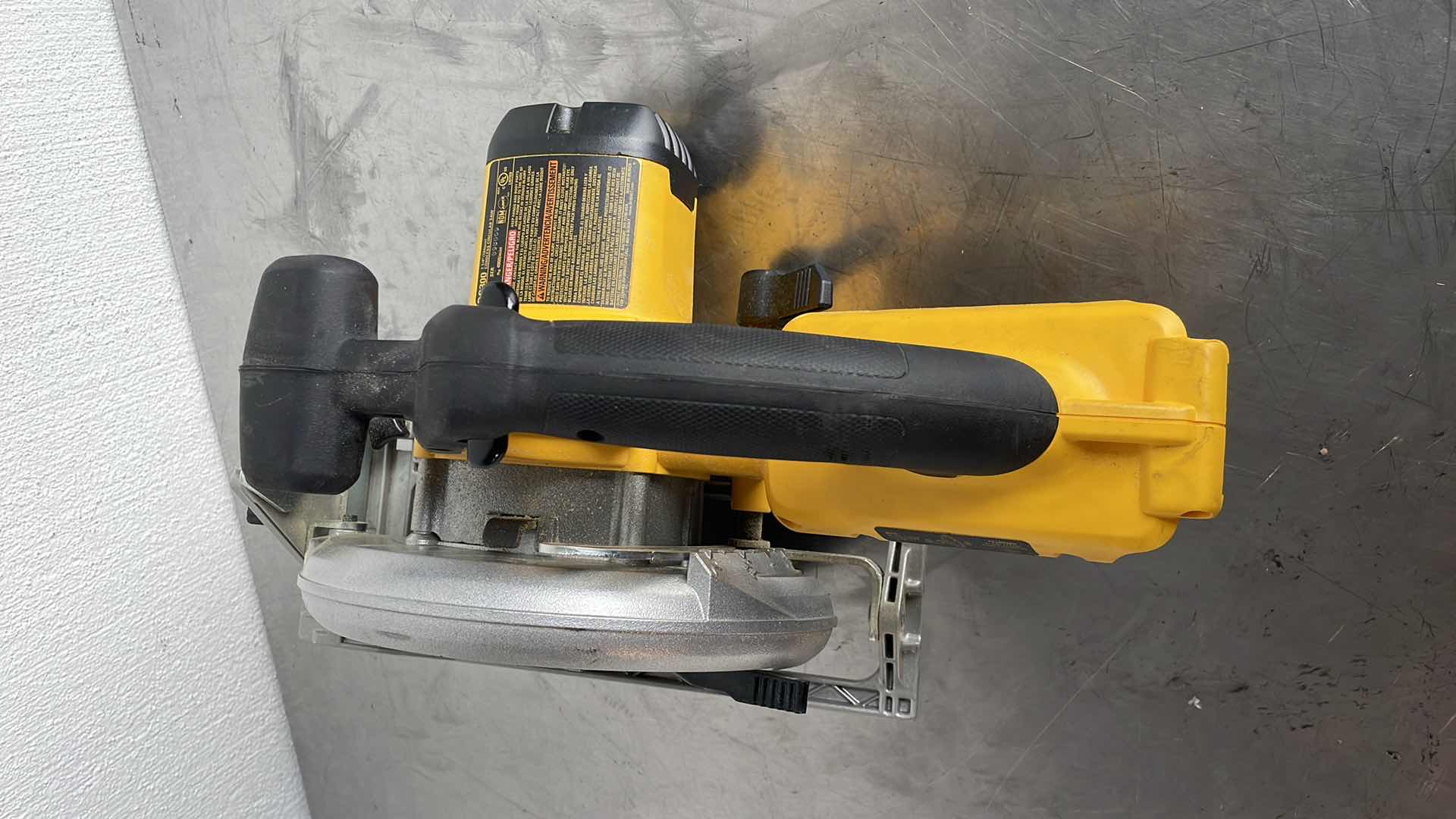 Photo 1 of DEWALT 36V 7-1/4” CORDLESS CIRCULAR SAW DC300