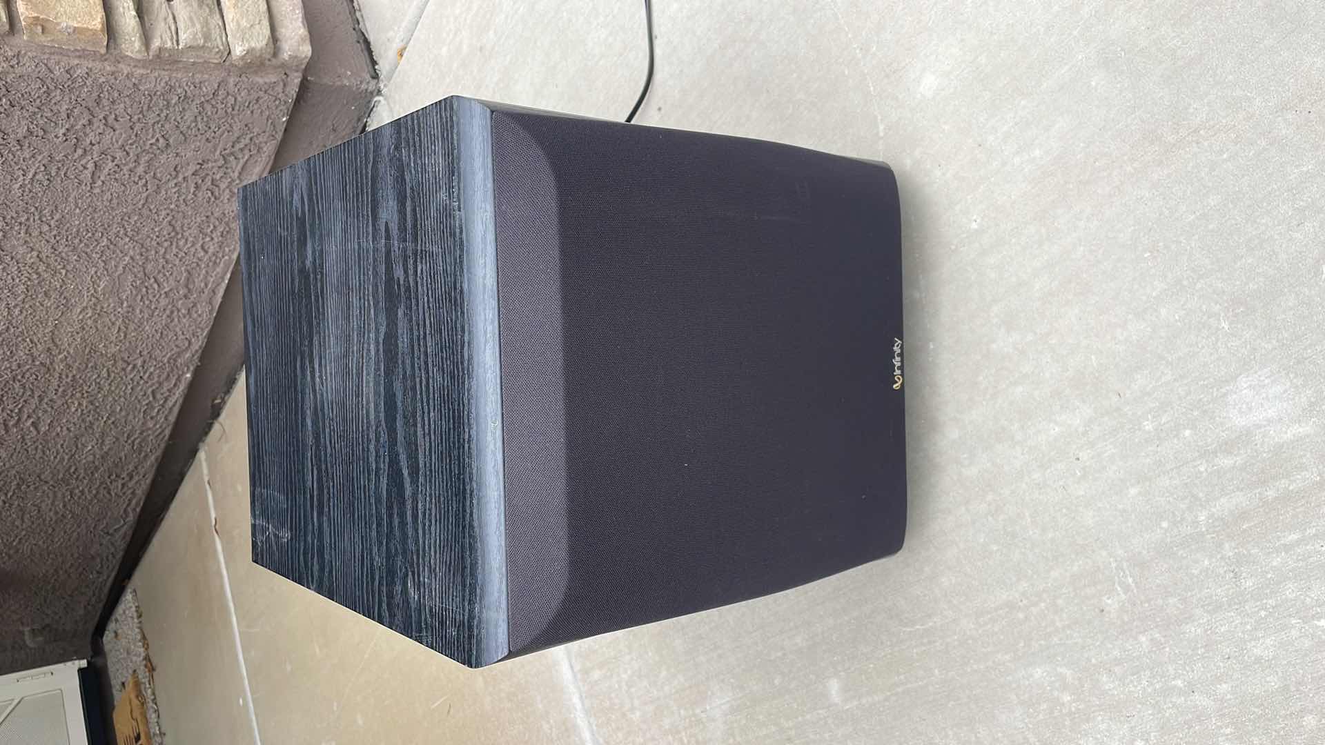 Photo 1 of INFINITY 10” SUBWOOFER PS-10