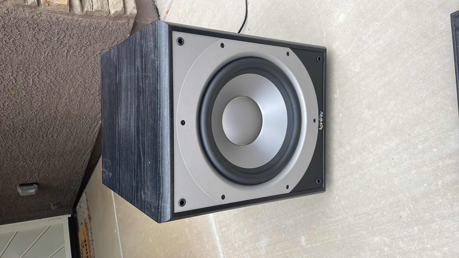 Photo 1 of INFINITY 10” SUBWOOFER PS-10