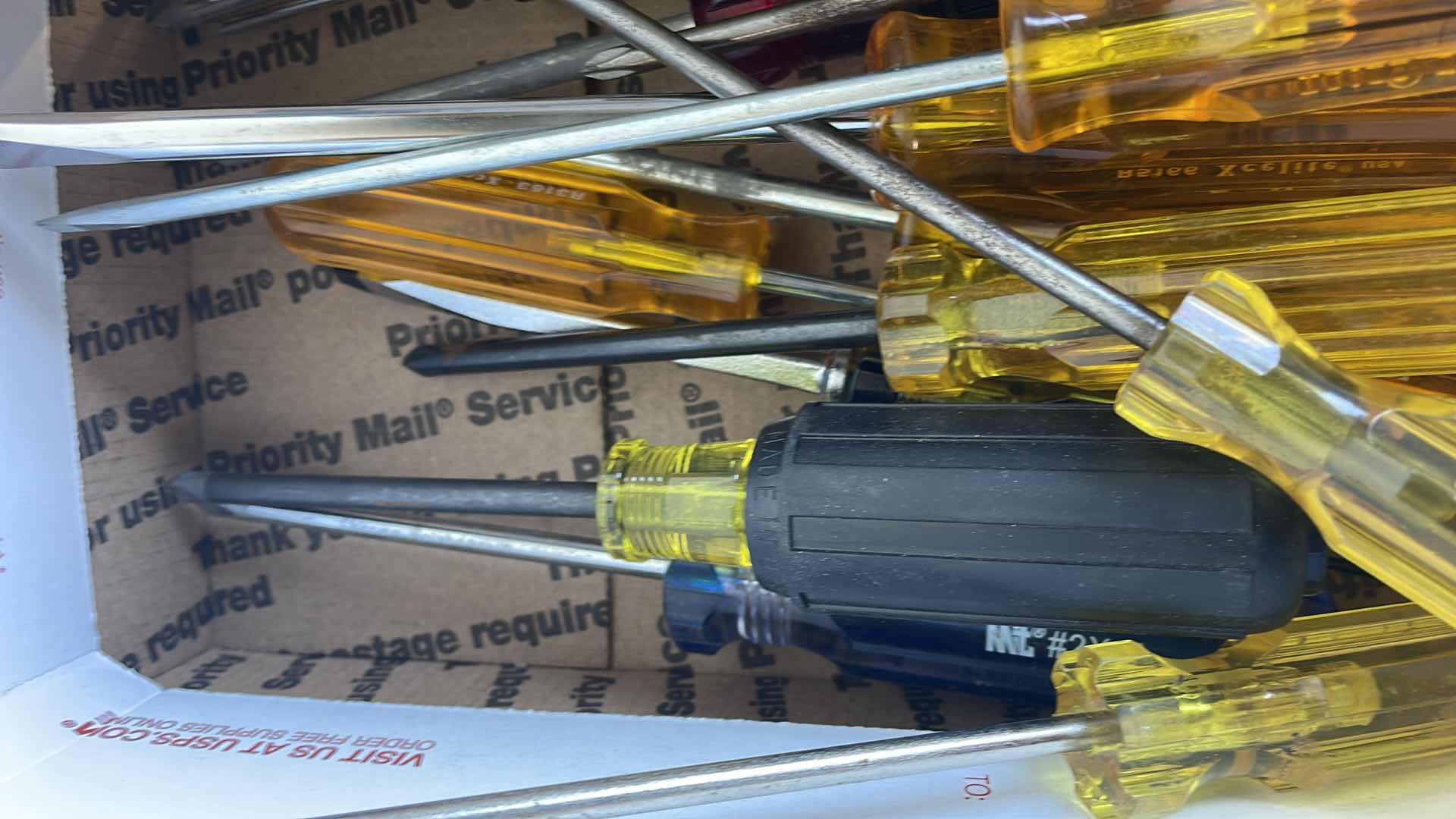 Photo 1 of SCREWDRIVERS