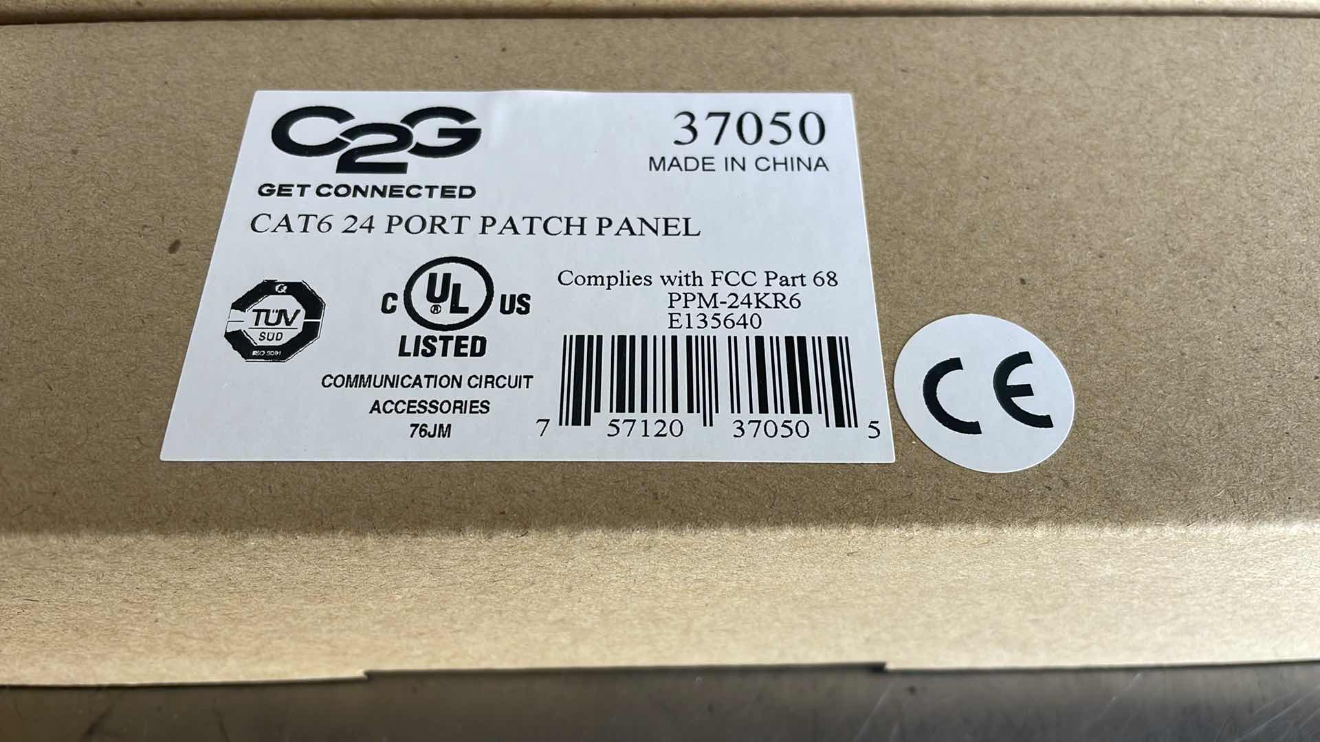 Photo 1 of C2G CABLES TO GO 37050 24 PORT CAT6 110- TYPE PATCH PANEL BLACK 19" (5)