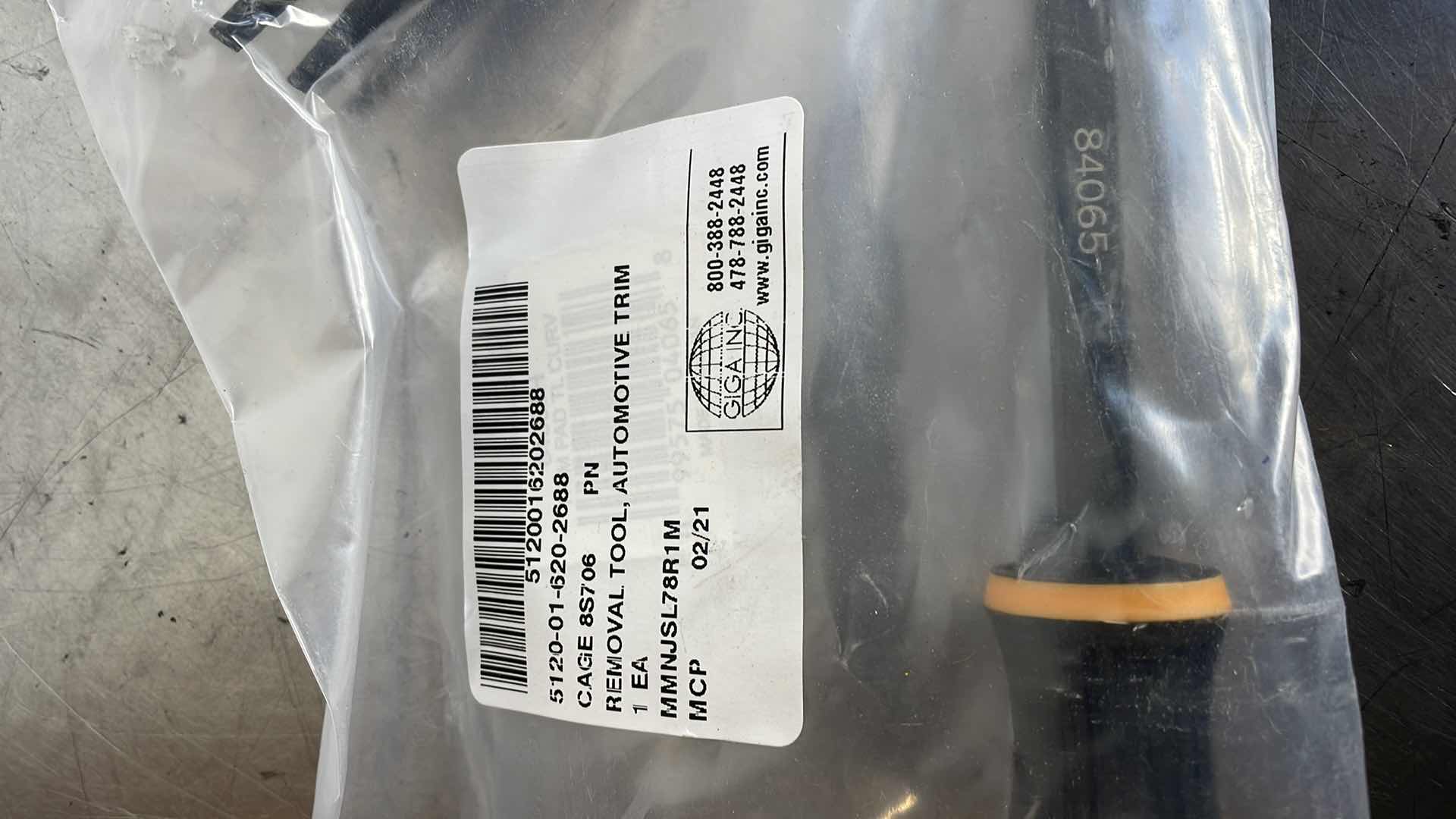 Photo 1 of GEAR WRENCH AUTOMOTIVE TRIM REMOVAL TOOLS (4)