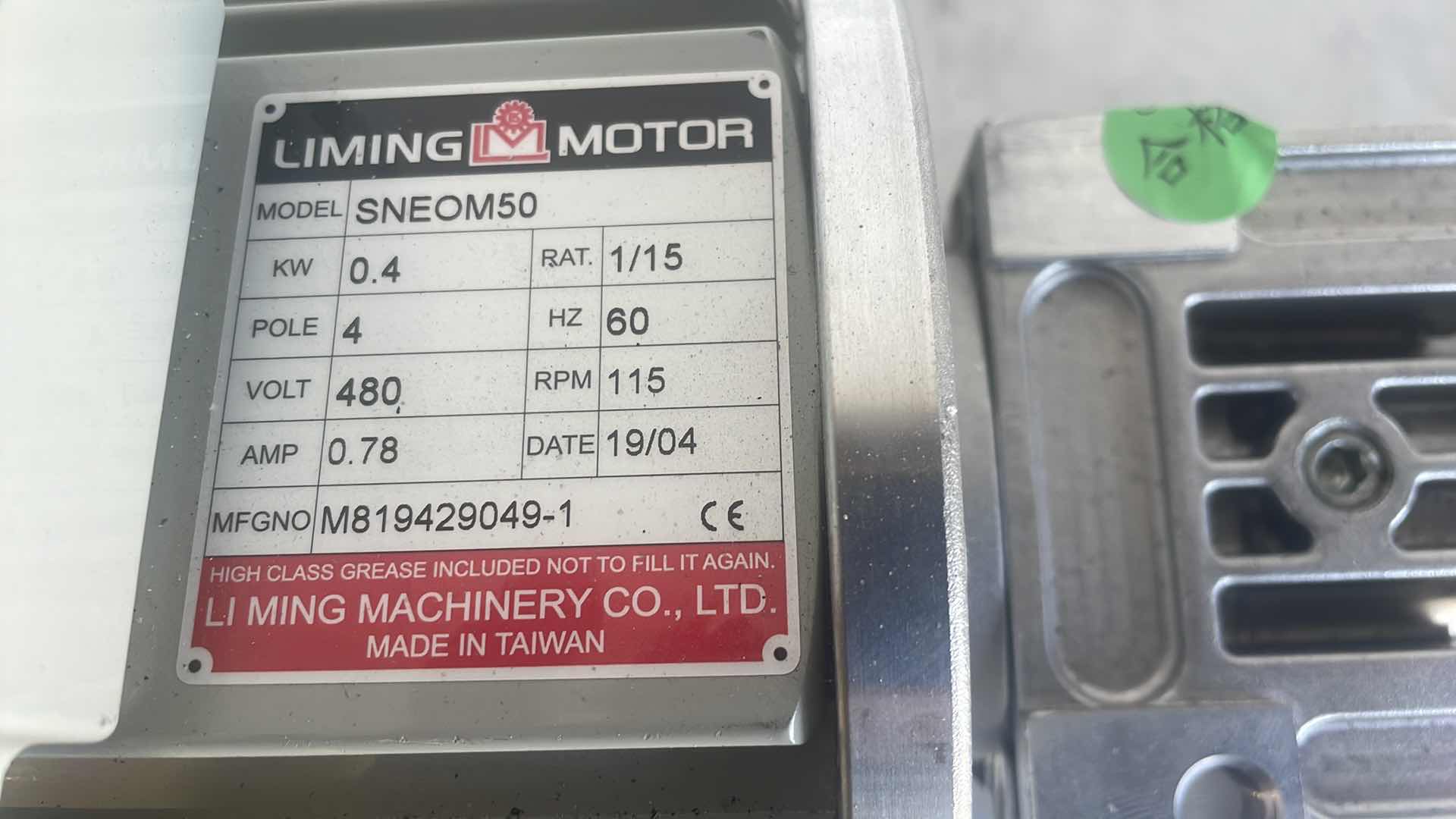 Photo 1 of TAIWAN LI MING MACHINERY CO. LIMING MOTOR SNEOM50 1KW 480V