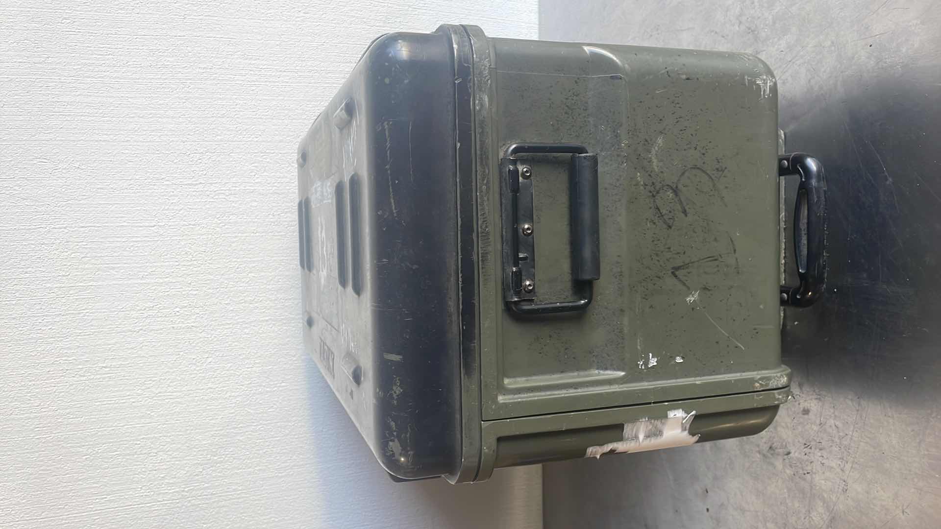 Photo 1 of ROLLING TOOL BOX INC 23” X 13” X 17”