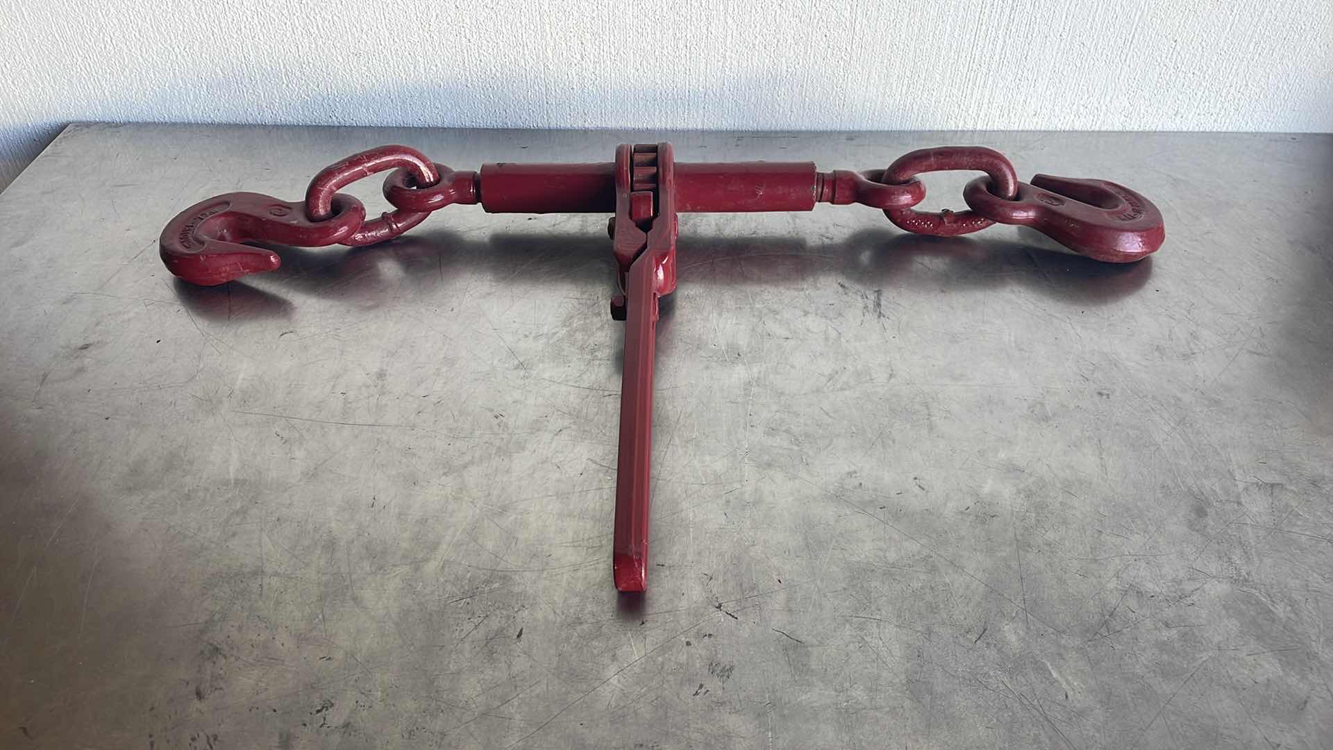 Photo 1 of DURABILT TRUCK-TIGHT RATCHET BINDER - 1/2" X
5/8" - 18,100 LB WLL