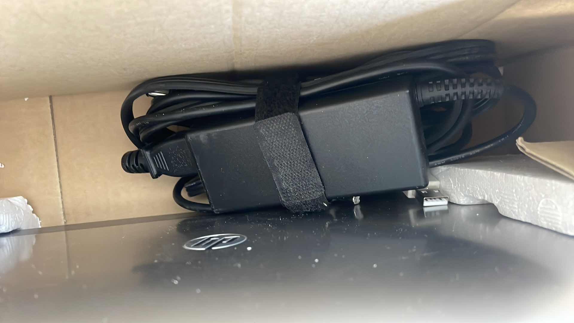 Photo 1 of HP OFFICEJET 100 MOBILE PRINTER