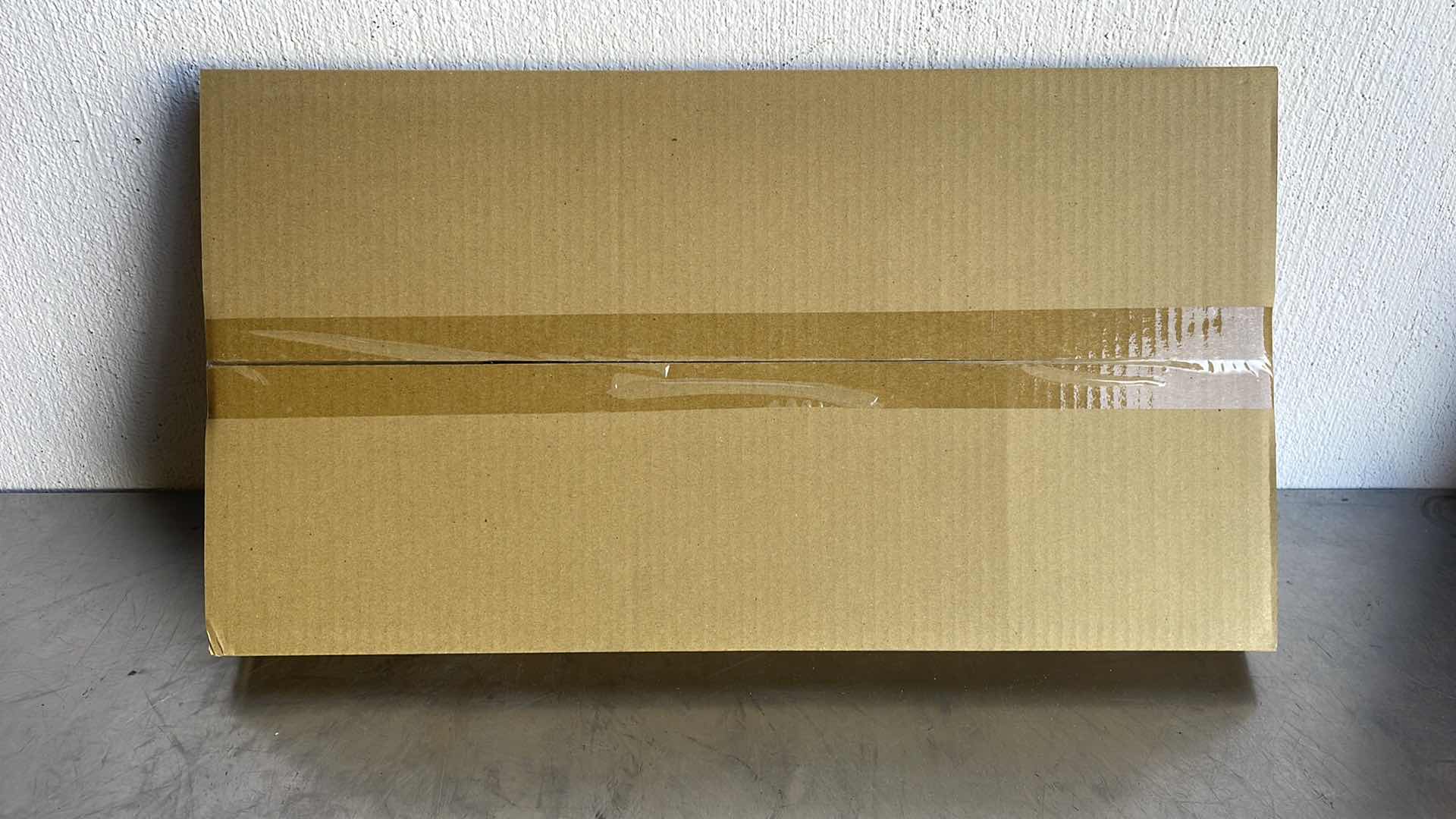 Photo 4 of 3M GEL WRIST REST KEYBOARD PLATFORM, 19.5 X 10.5 INCH, BLACK LEATHERETTE WR420LE 