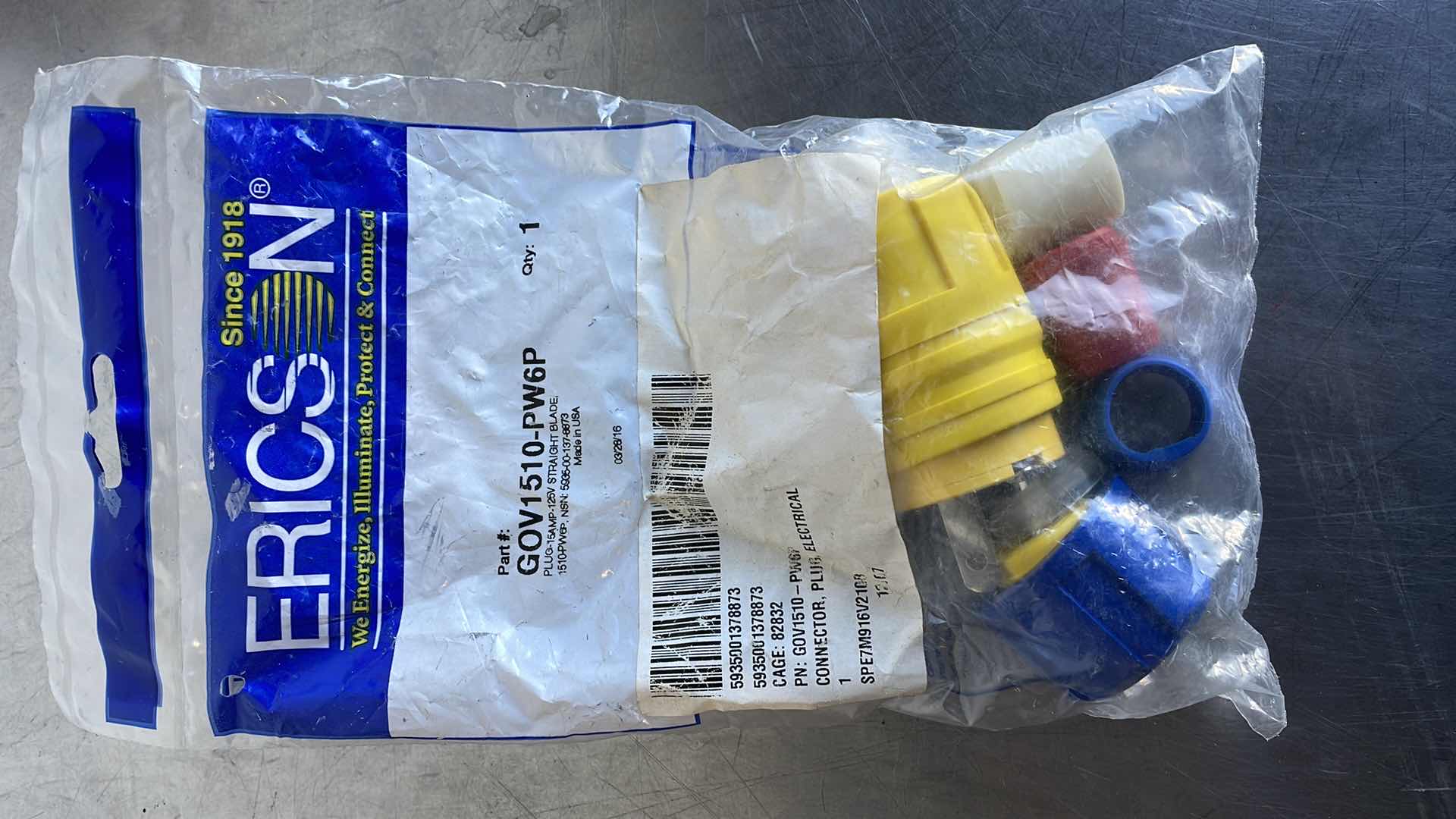 Photo 1 of ERICSON ELECTRICAL PLUG CONNECTOR 15 AMP 125 VOLT (14) Part #:
GOV1510-PW6P
PLUG-154MP-125V STRAIGHT BLADE.