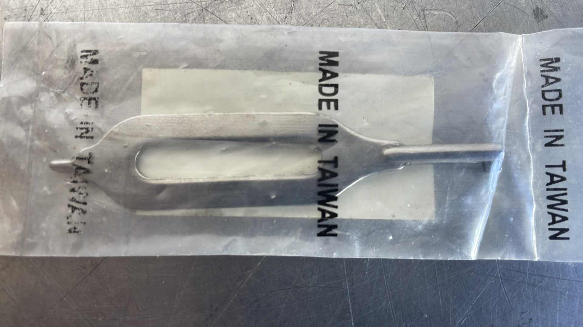 Photo 1 of GALLS HAND CUFF KEY