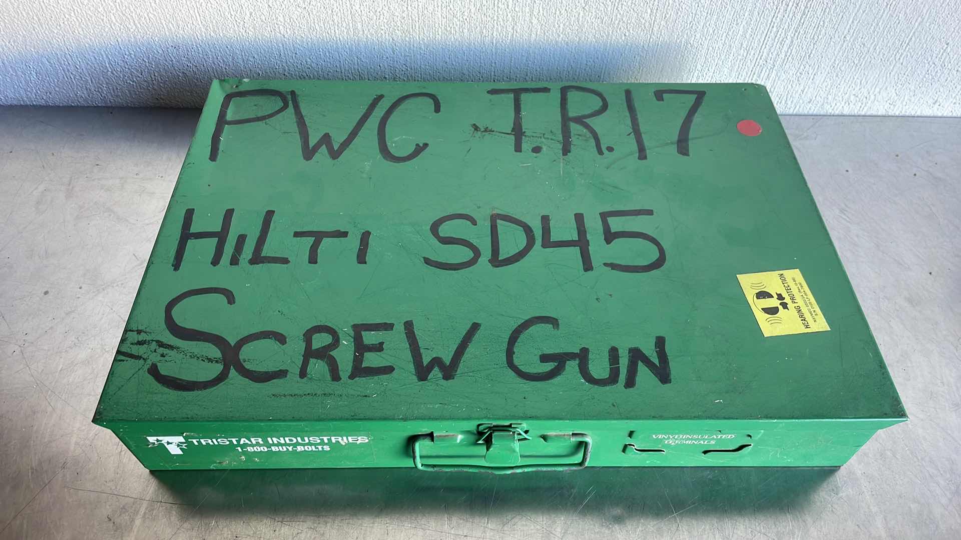 Photo 1 of HILTI SD 45 DRYWALL ELECTRIC SCREWDRIVER