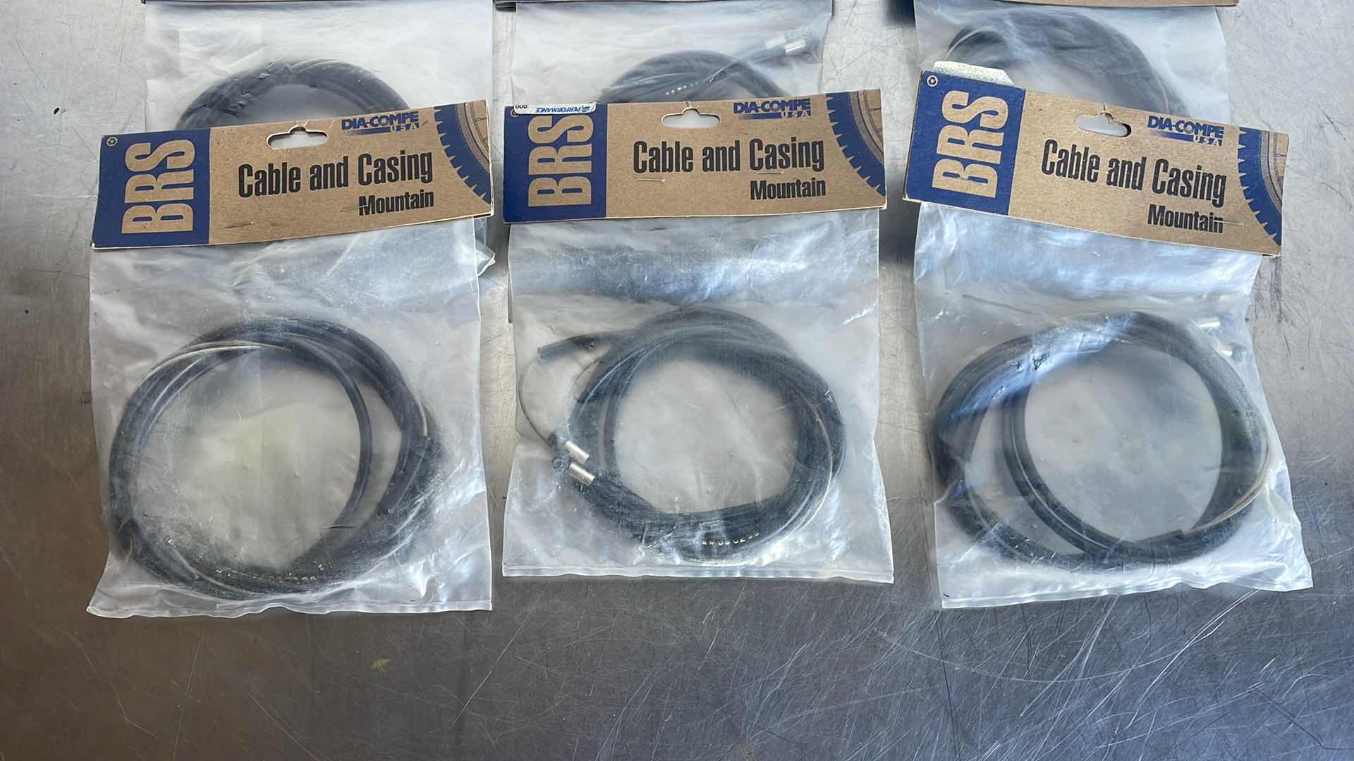 Photo 1 of DIA-COMPE MOUNTAIN BIKE CABLE AND CASING  BRS USA (6)