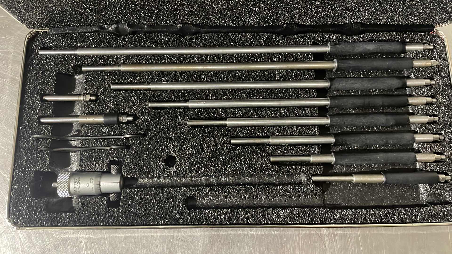 Photo 1 of STARRETT NO 124 VINTAGE MICROMETER SET MADE IN USA
