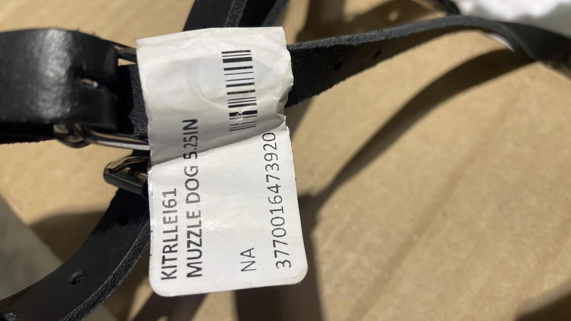 Photo 1 of DOG MUZZLE 5.25” (12)