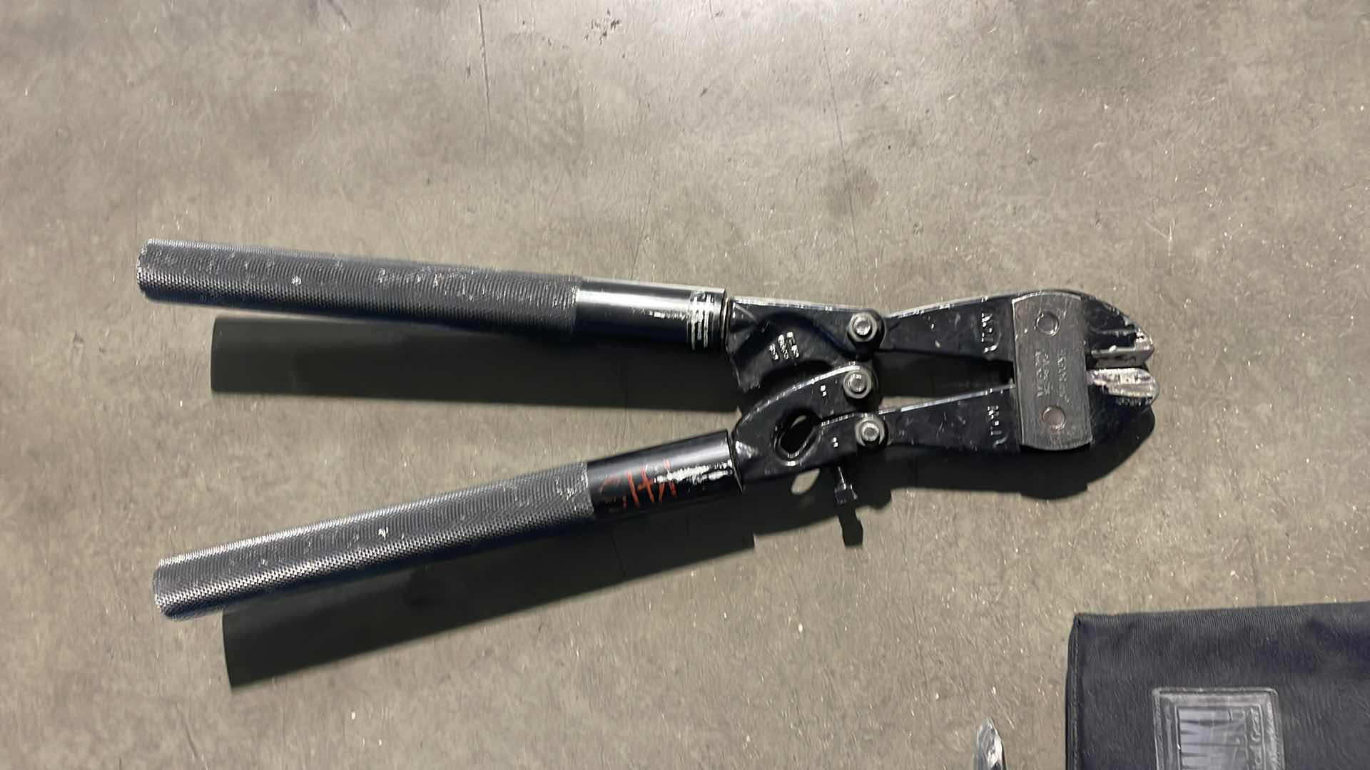 Photo 1 of BLACKHAWK MANUAL ENTRY TOOL BACKPACK WITH TOOLS