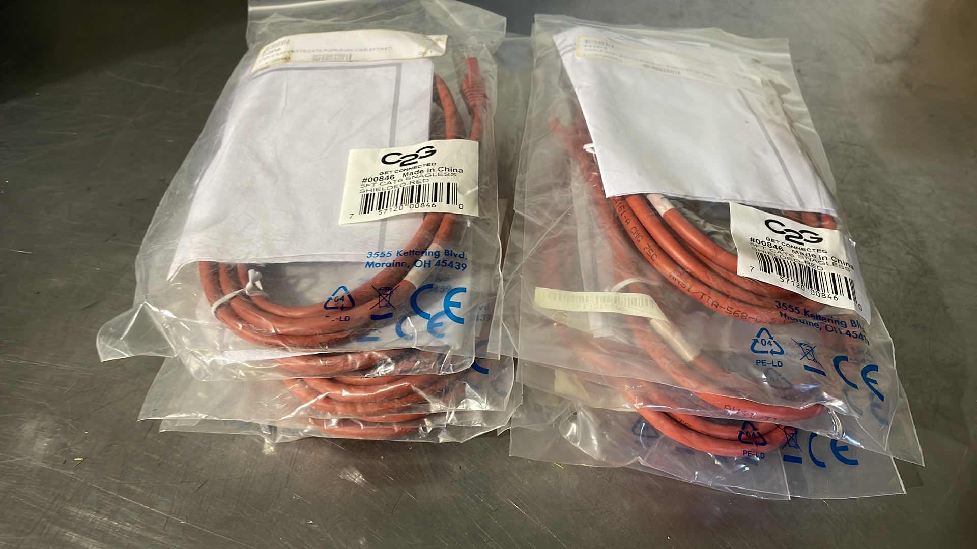 Photo 1 of C2G CABLE ASSEMBLY 5’ CAT6 SNAGLESS SHEILDED RED (10)