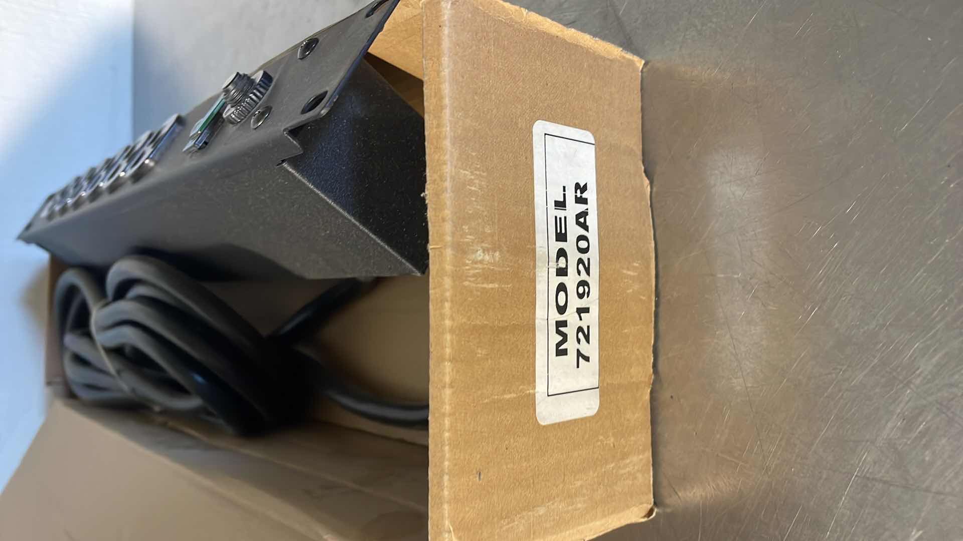 Photo 1 of POWER DISTRIBUTION UNIT MODEL 721920AR