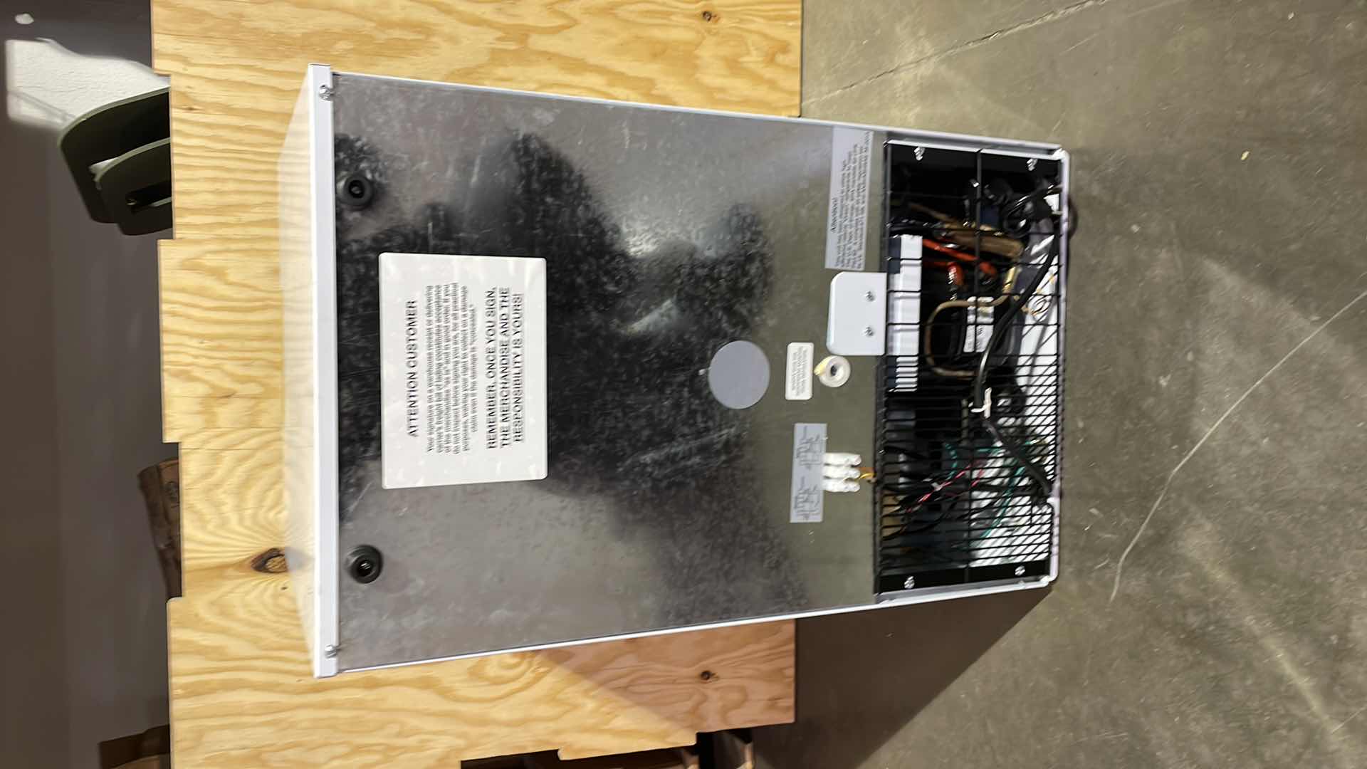 Photo 3 of NORLAKE SCIENTIFIC LABORATORY REFRIGERATOR 18” x 19” x 29”