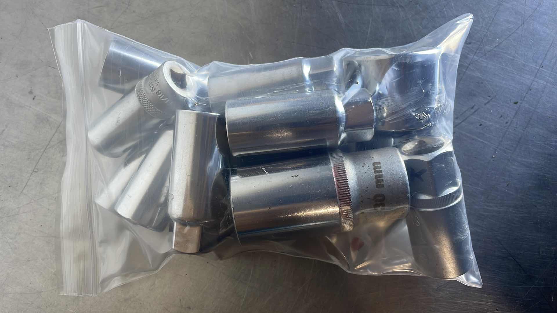 Photo 1 of DEEP SOCKET VARIETY