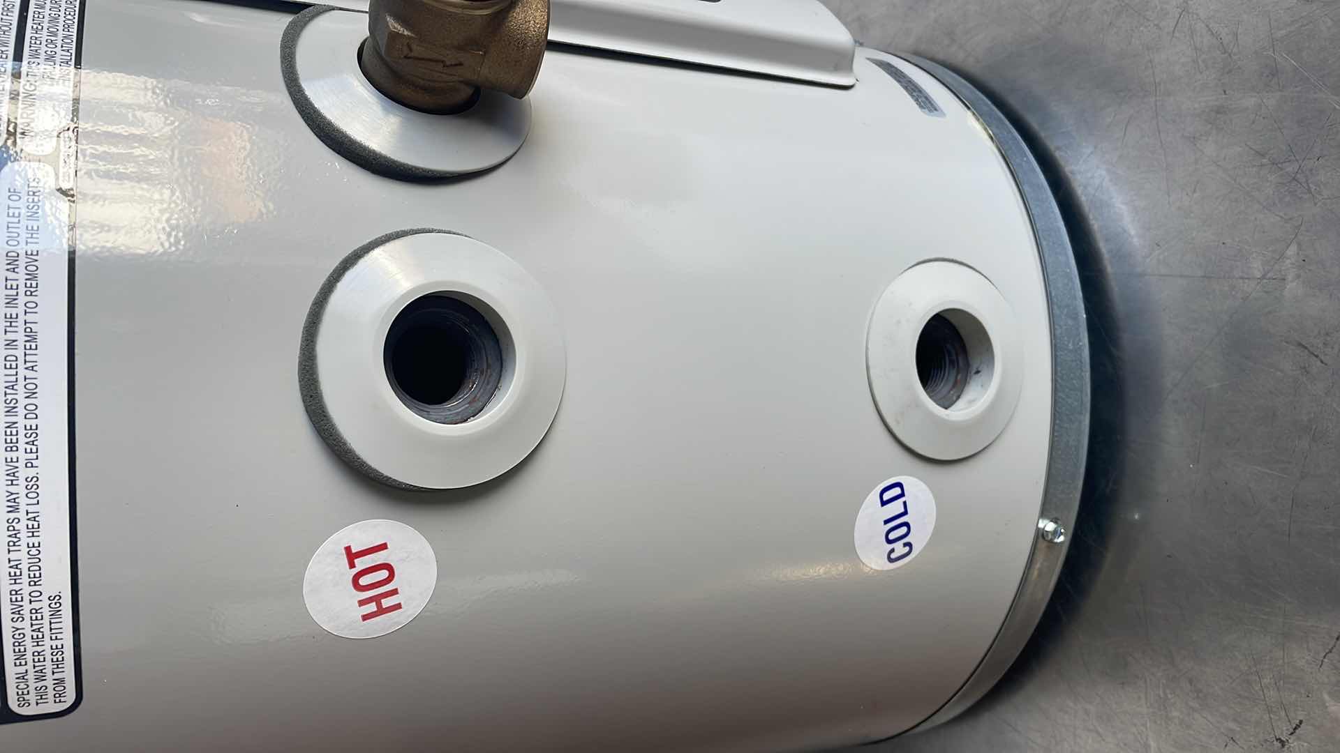 Photo 1 of BRADFORD WHITE 6 GALLON ELECTRIC WATER HEATER