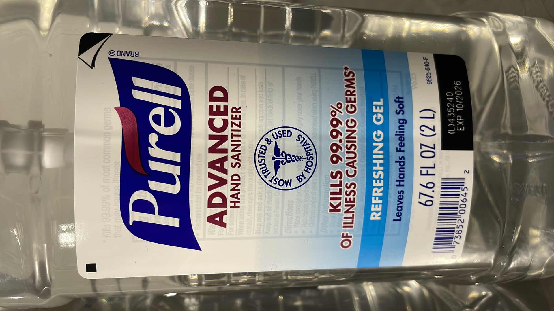 Photo 1 of PURELL ADVANCED HAND SANITIZER REFRESHING GEL 2L (2)