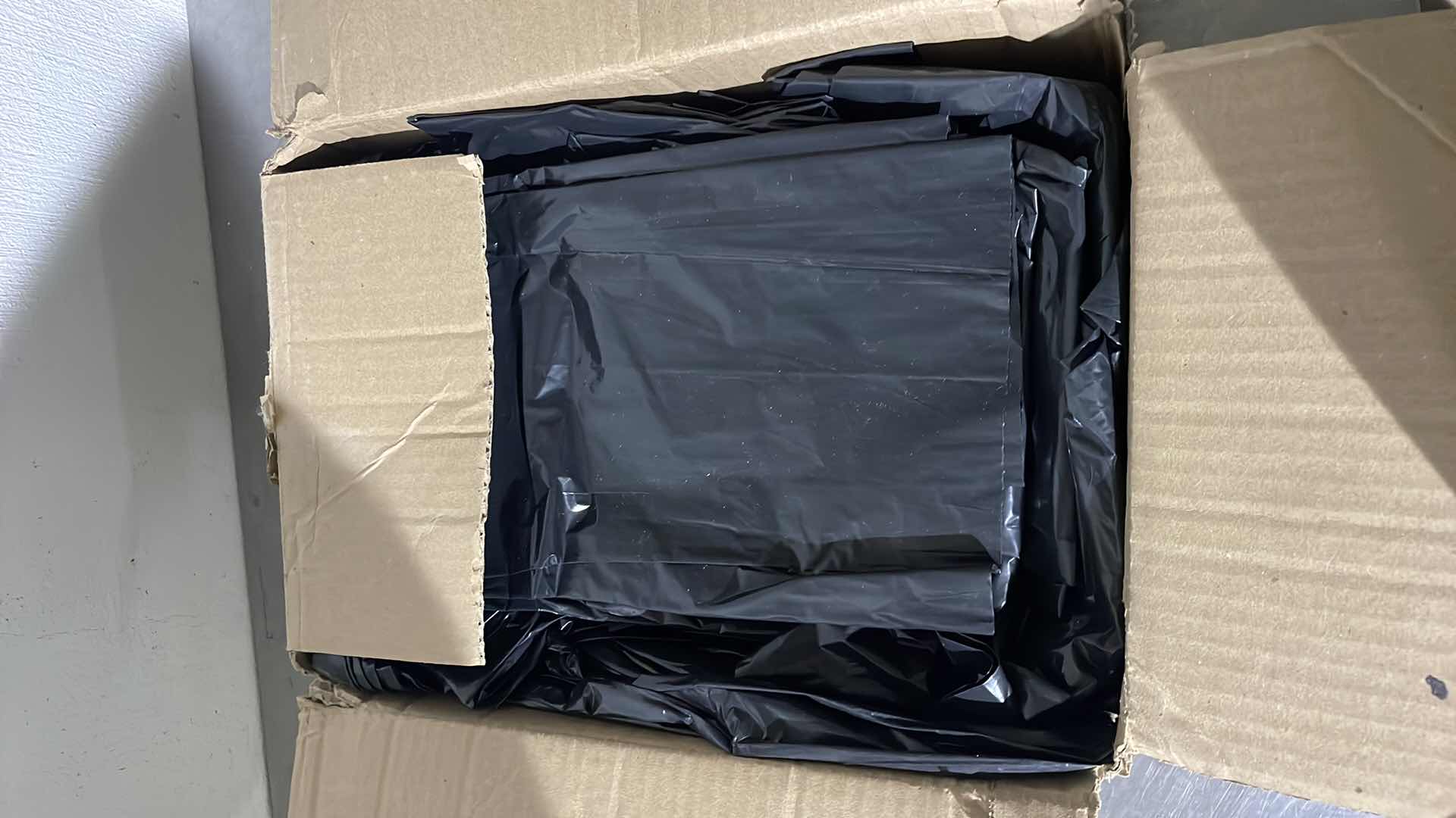 Photo 1 of 45 GALLON BLACK TRASH BAGS (100 BAGS)
