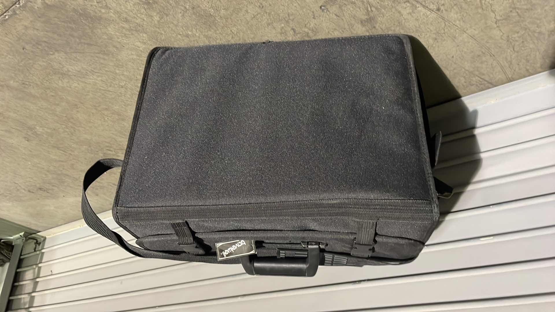 Photo 1 of TRAVELWELL HEAVY DUTY FILE DOCUMENT BUSINESS SALES SAMPLE CATALOG HARD CASE STYLE #4527 18” X 9” H13”