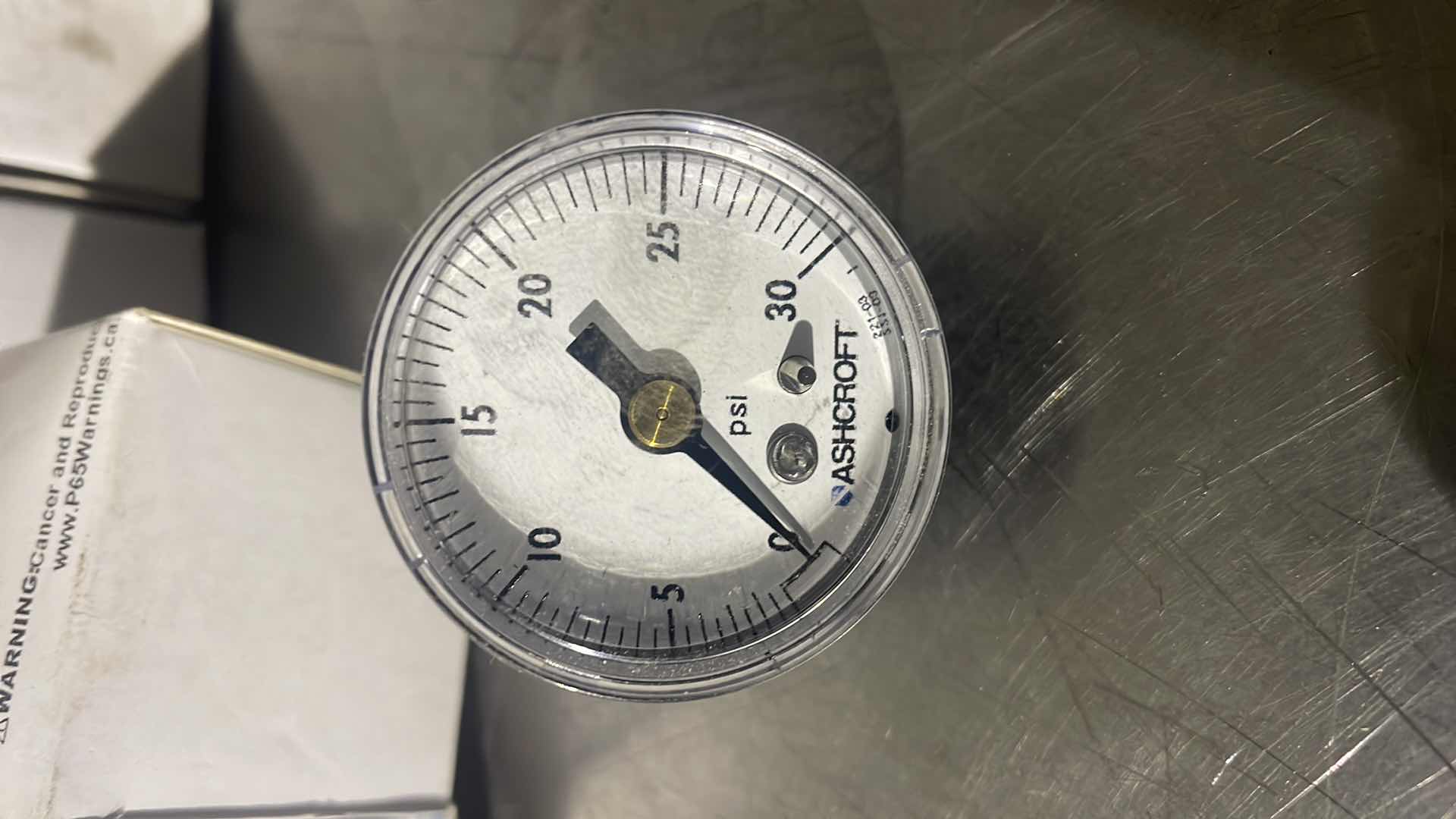Photo 1 of ASHCROFT PRESSURE GAGE 15W1005PH 01B #30 (7)