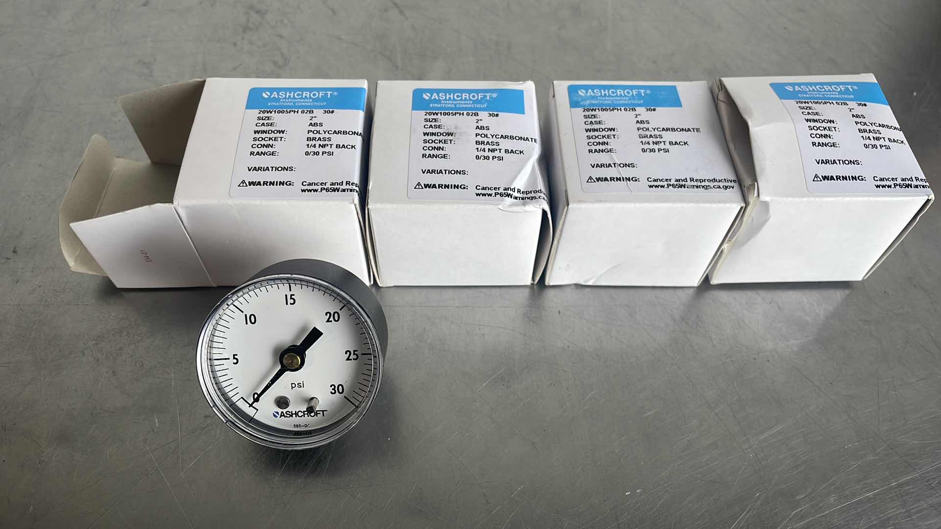 Photo 1 of ASHCROFT 20W1005PH-02B PRESSURE GAUGE 2" DIAL 0-30 PSI 1/4" NPT (4)