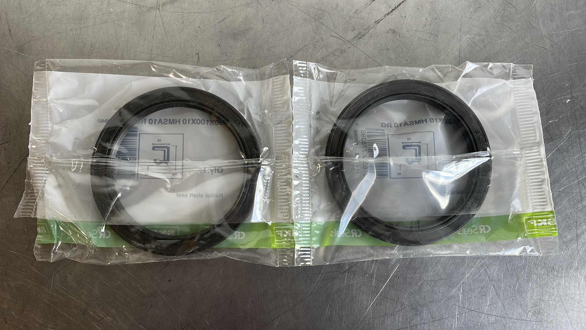 Photo 2 of SKF SMALL BORE SEALS 80x100x10 HMSA10RG
RADIAL SHAFT SEAL