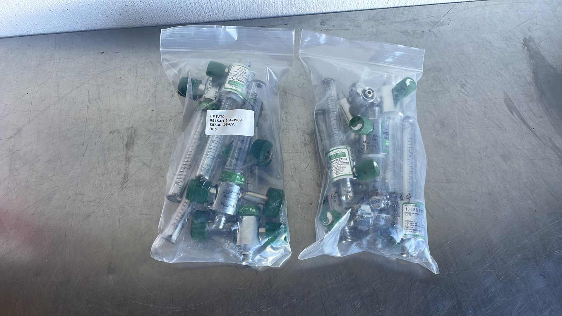 Photo 1 of OXYGEN FLOWMETERS 6515-01-354-3969 (11)