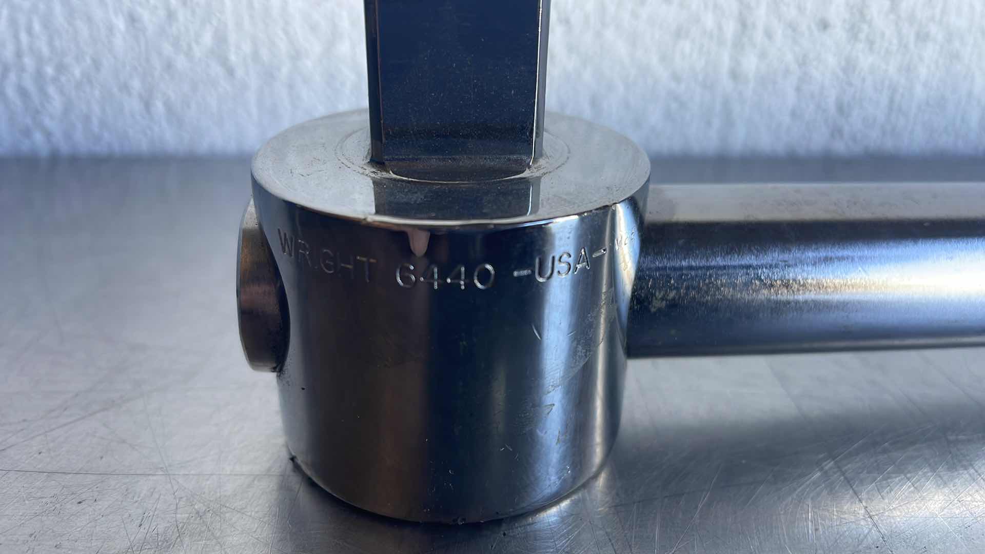 Photo 1 of WRIGHT TOOL 6440 3/4" DRIVE BULL BAR LOCKING HEAD KNURLED GRIP - 24"