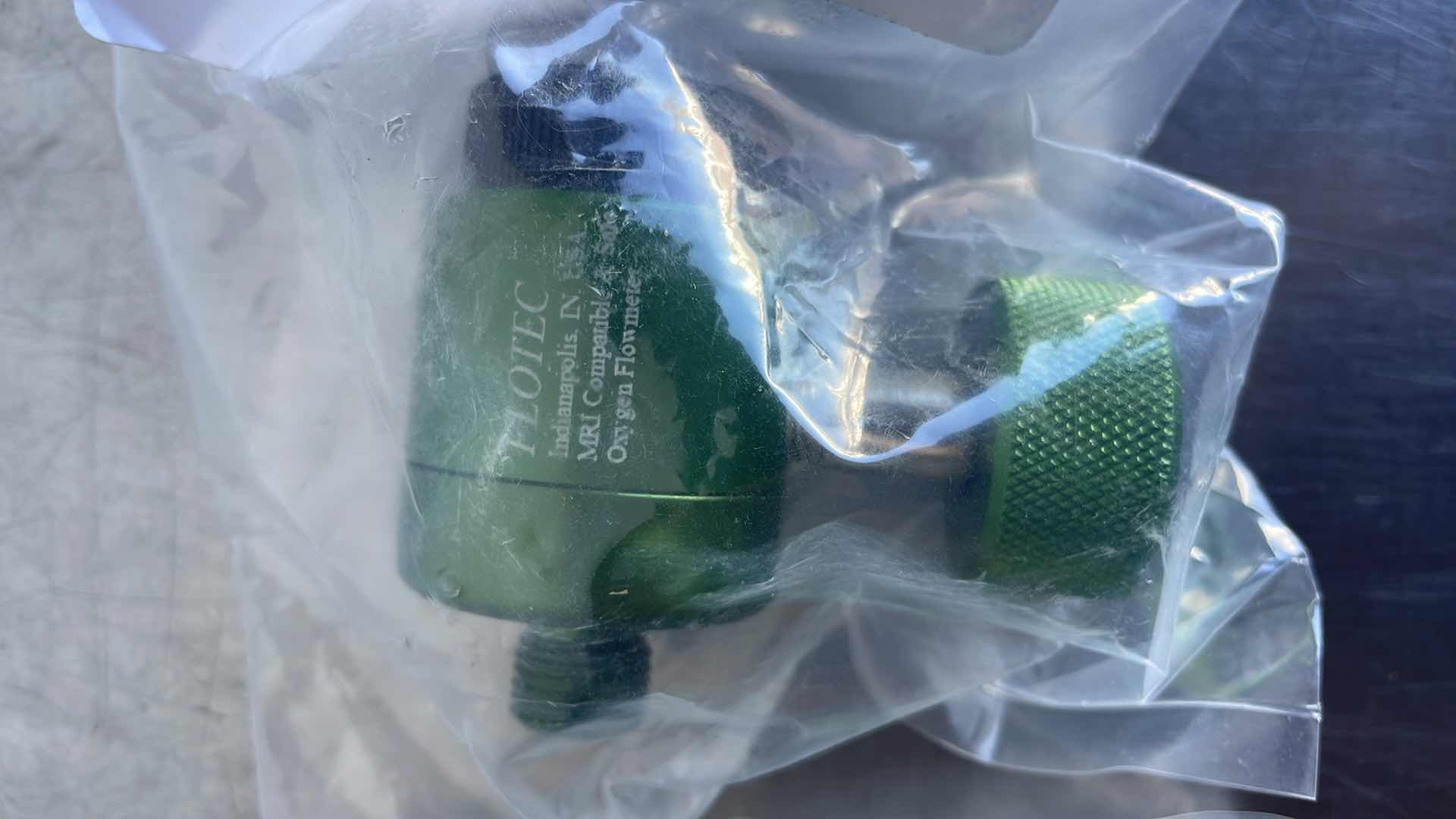 Photo 1 of FLOTEC F10-3COM3 LIQUID OXYGEN FLOWMETER (5)